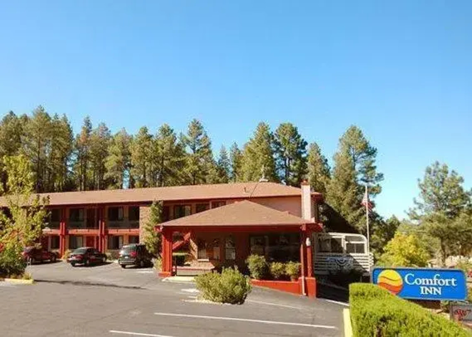 Comfort Inn At Ponderosa Pines
