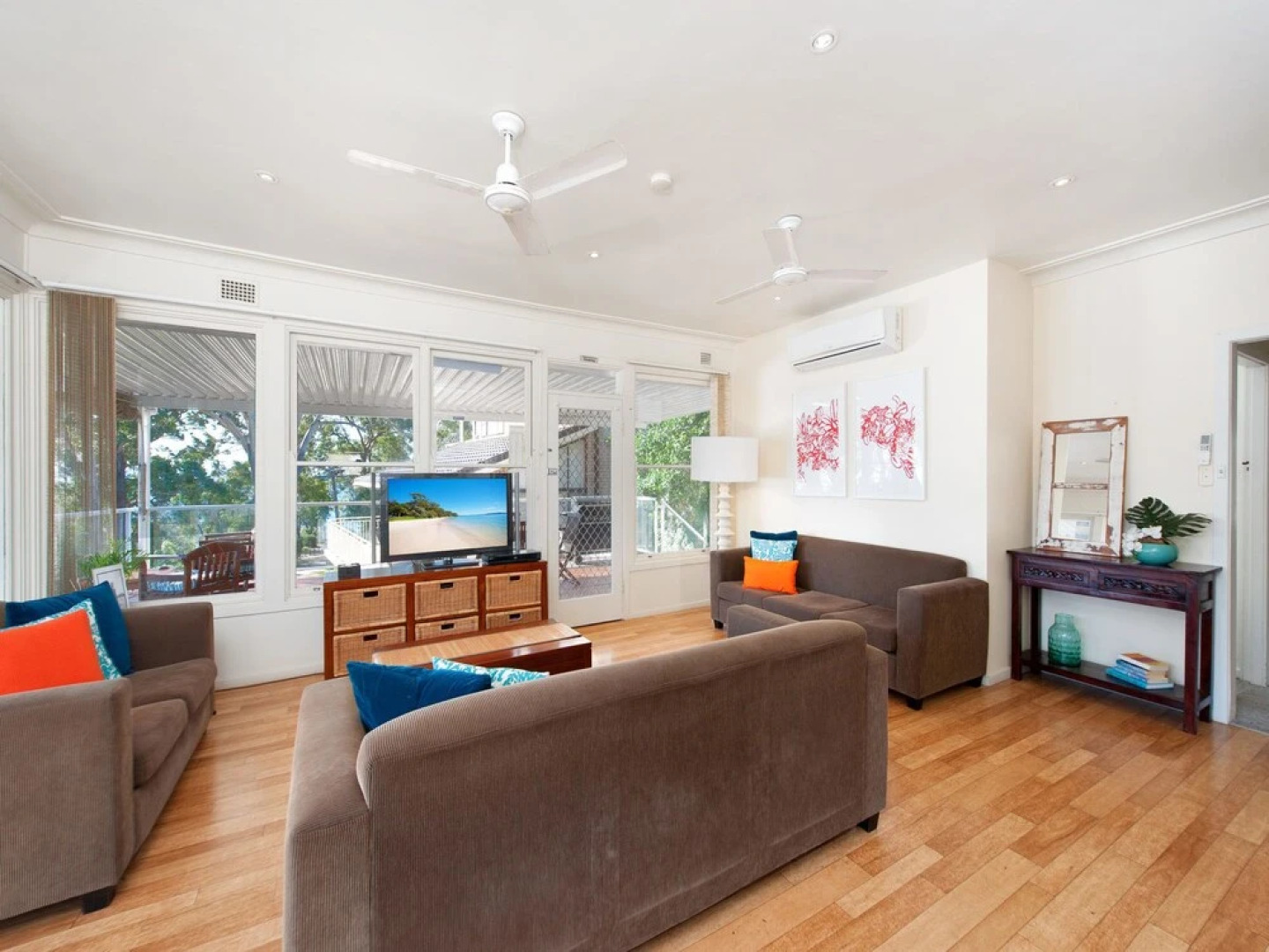 Bagnalls Beach House, 3 Burbong Street