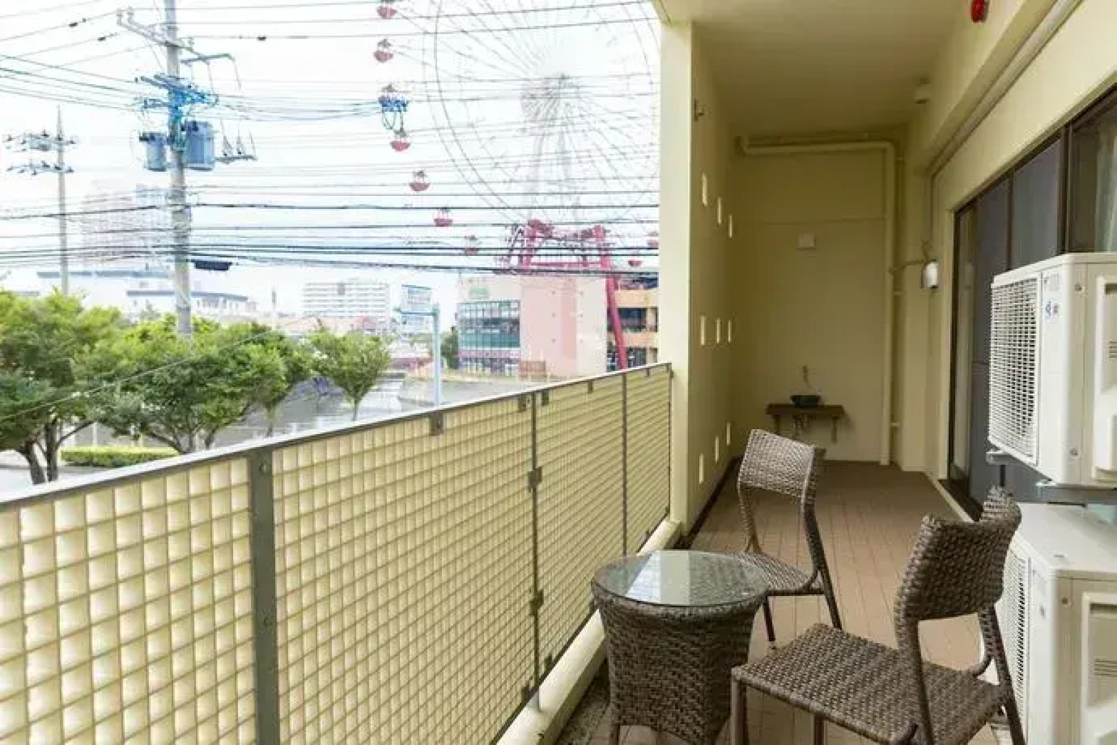 16/4 York Place Lets In The City Edinburgh