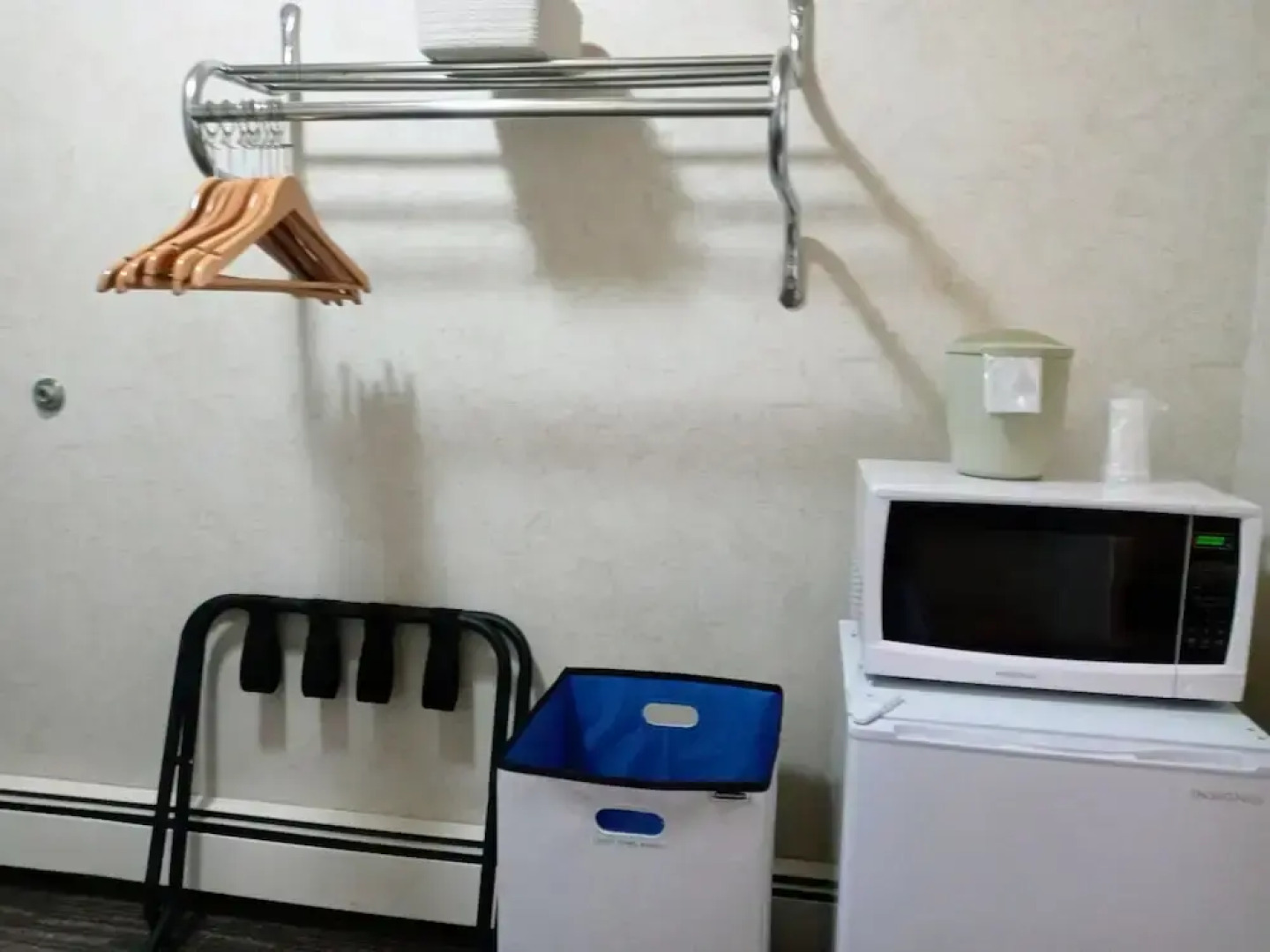 The Cliff Dweller on Lake Superior