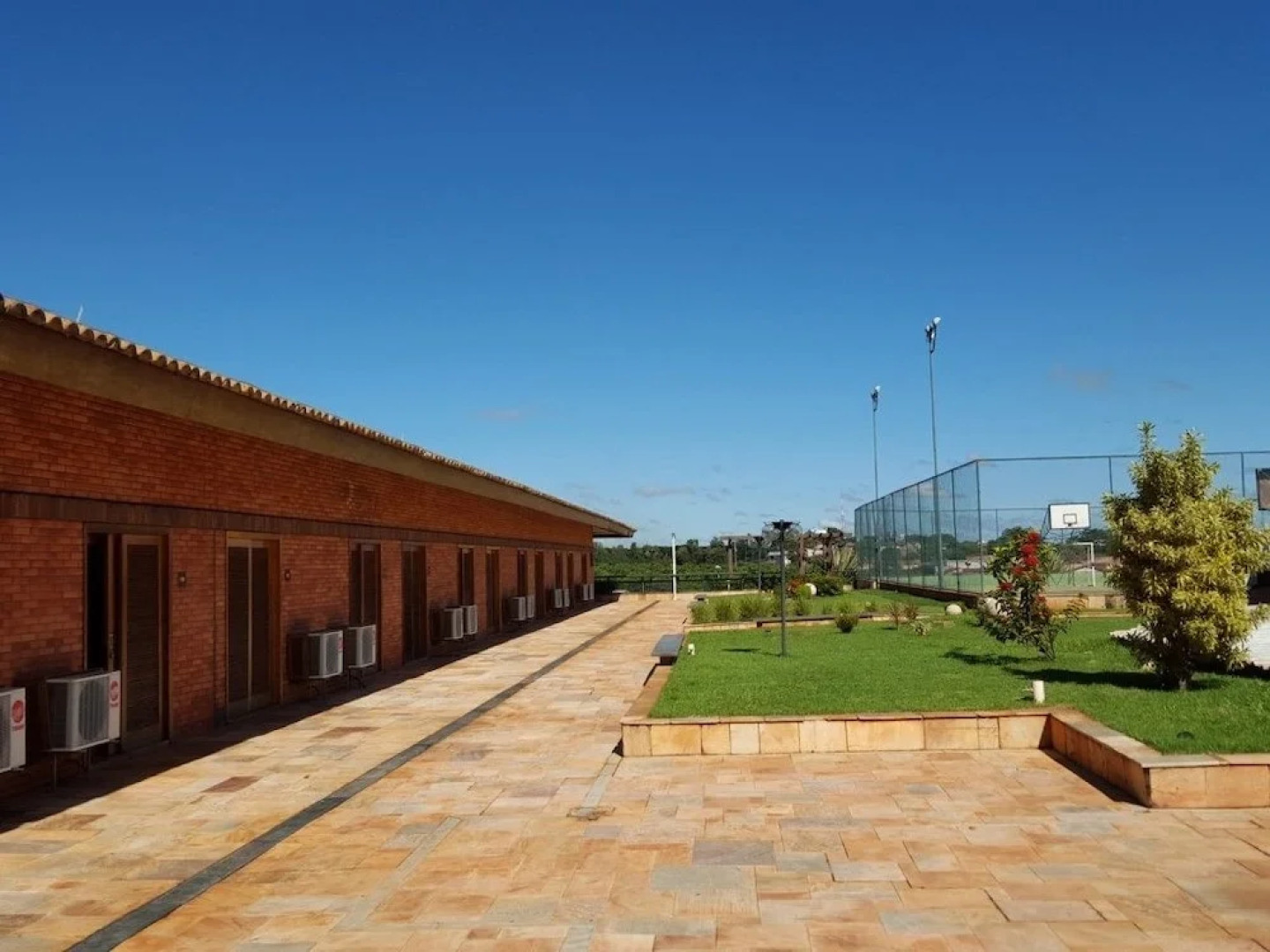 Hotel Plaza Shopping