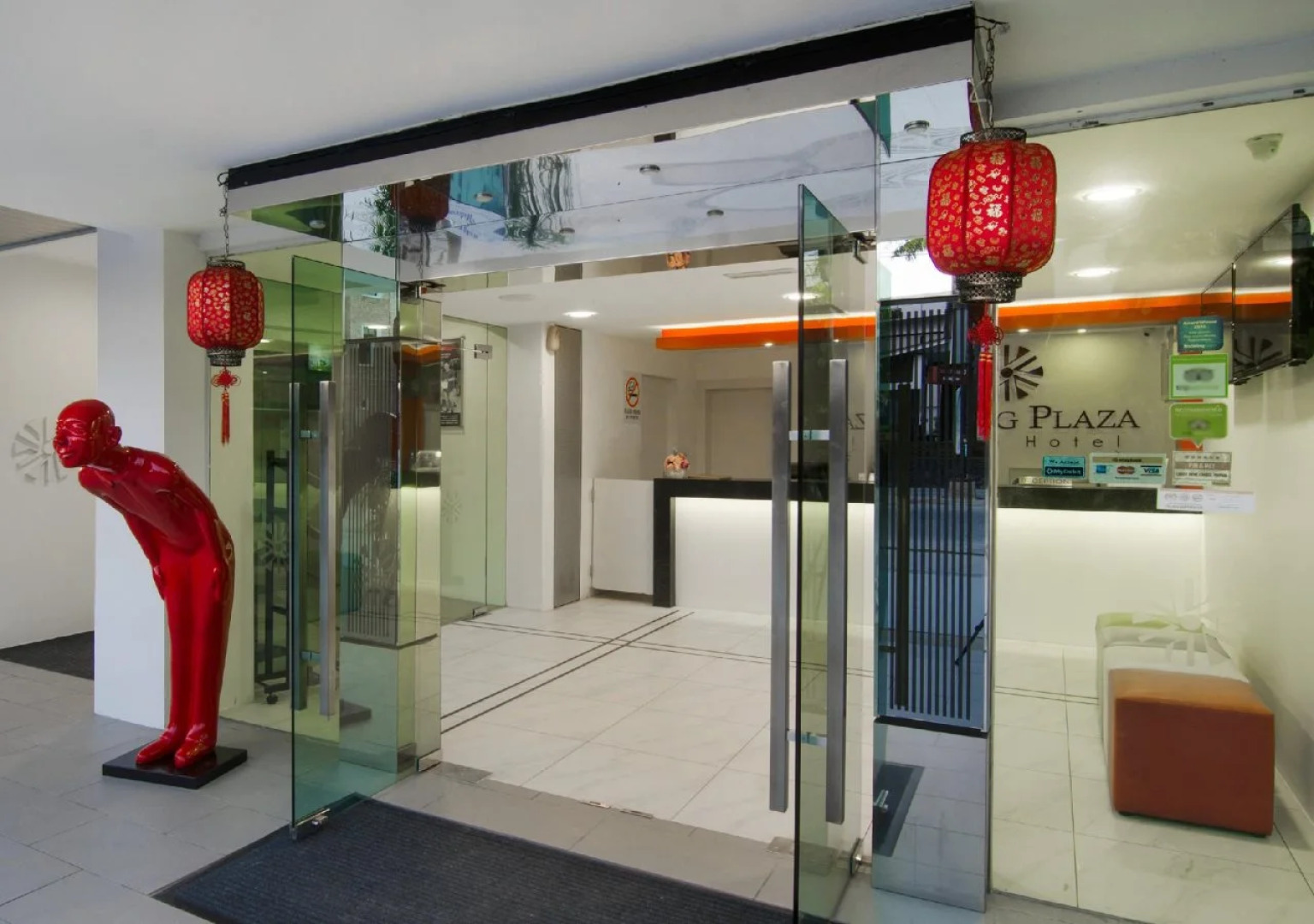 Cenang Plaza Beach Hotel