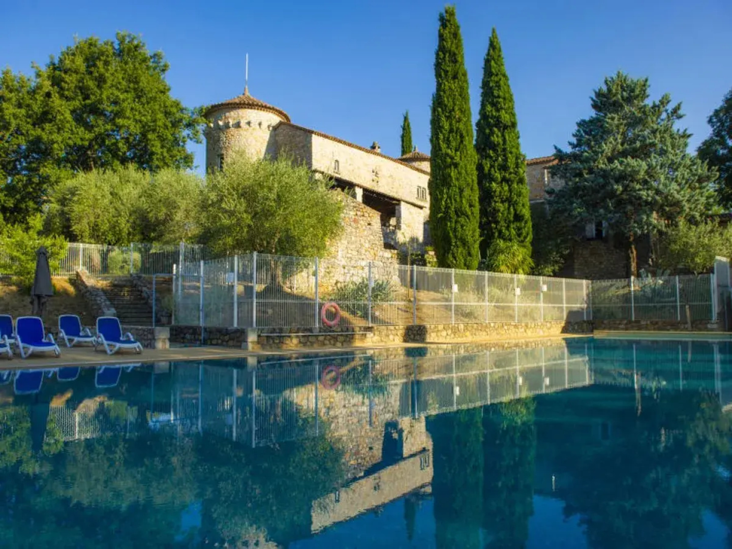 Résidence Vacances Bleues Lou Castel