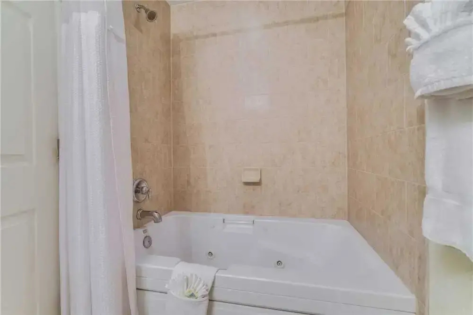 204 - Palms of Treasure Island