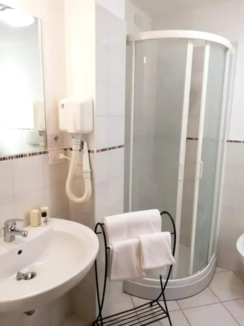 Apartment With 2 Bedrooms in Pietra Ligure, With Wonderful sea View, Shared Pool, Enclosed Garden Near the Beach