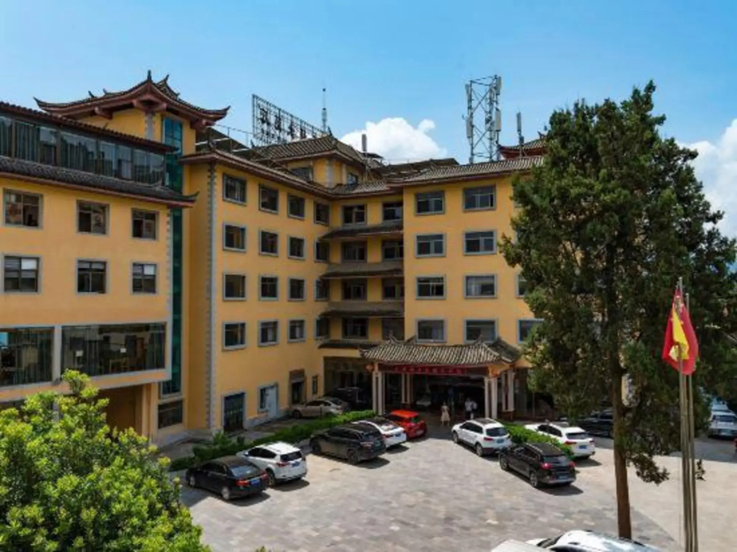 Yunti Hotel