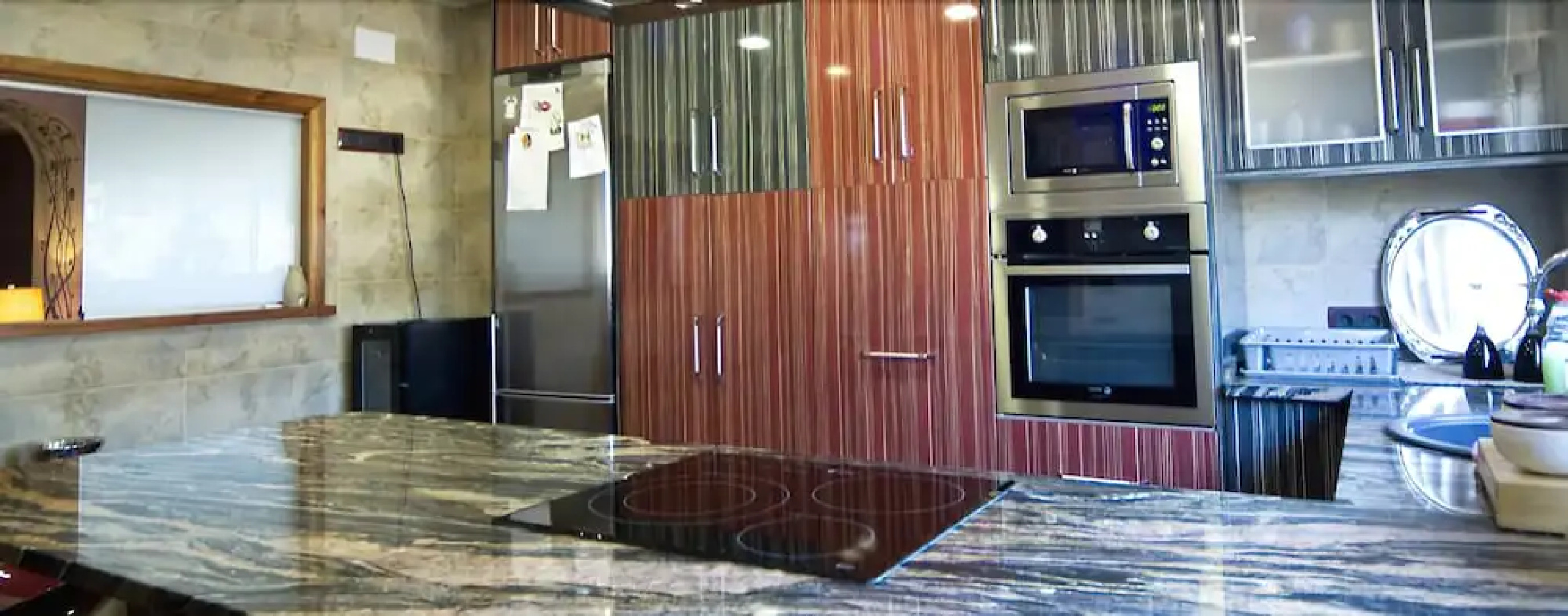 Chalet con piscina interior y sauna