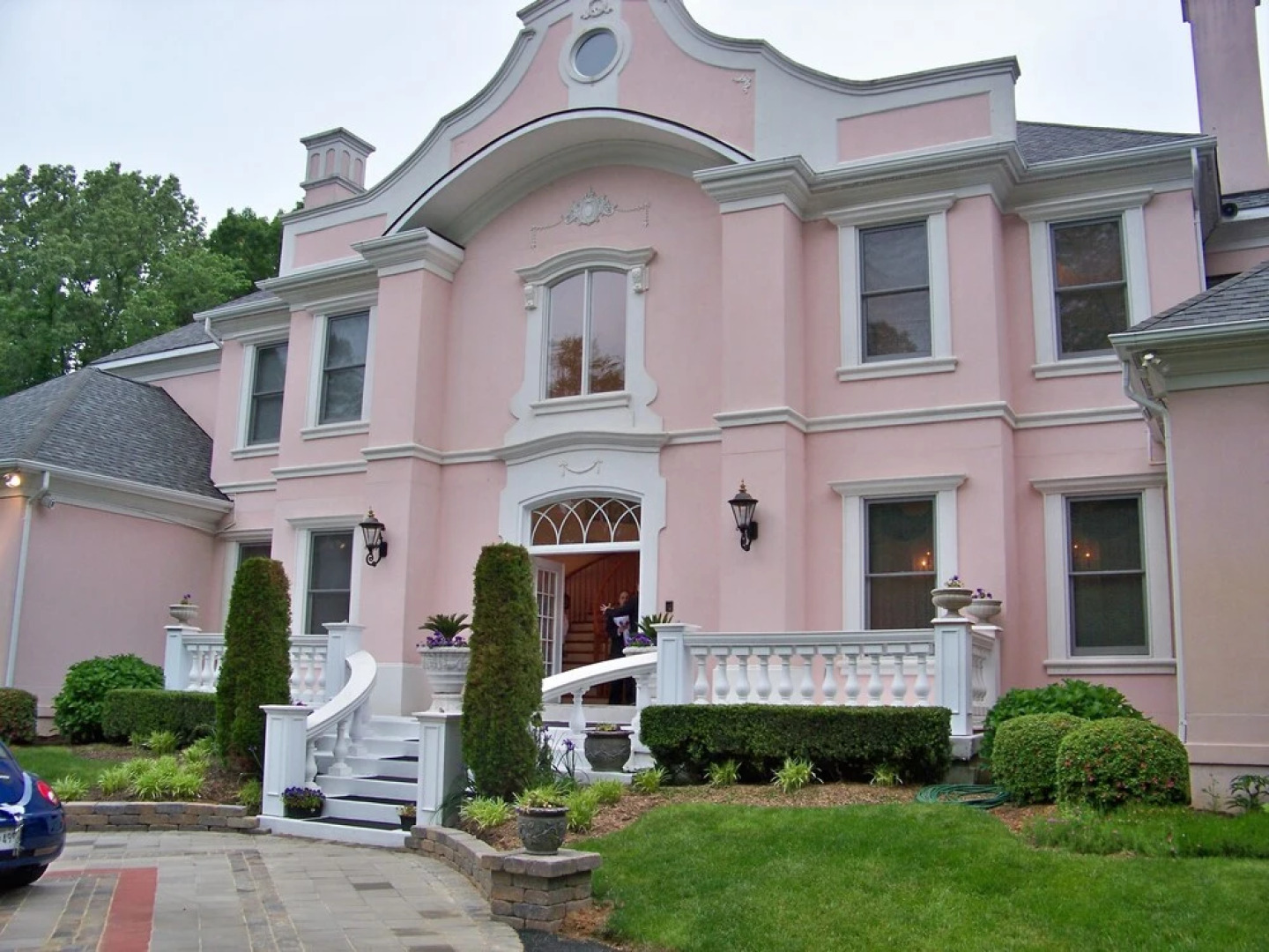 Rosewood Manor Bed & Breakfast