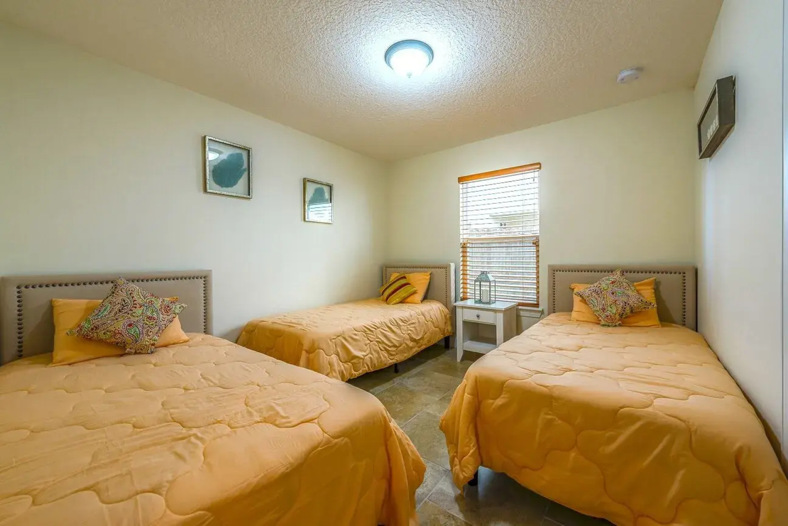 Luxury Living II - Modern Beach Townhouse