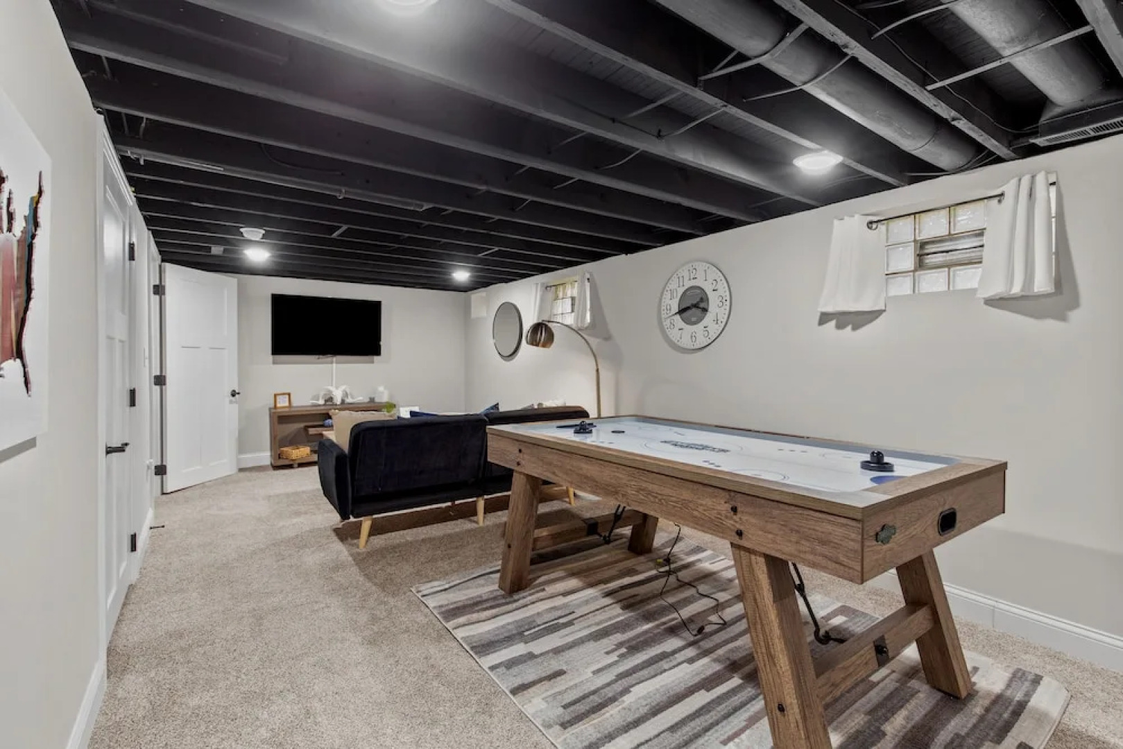 Blue Door Bungalow | JZ Vacation Rentals