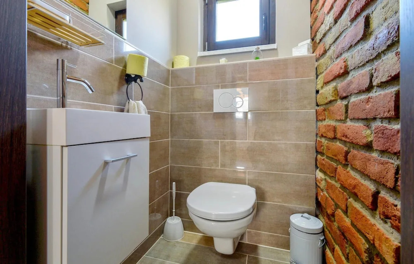 Amazing Home in Grkavescak with Outdoor Swimming Pool, Hot Tub & 3 Bedrooms