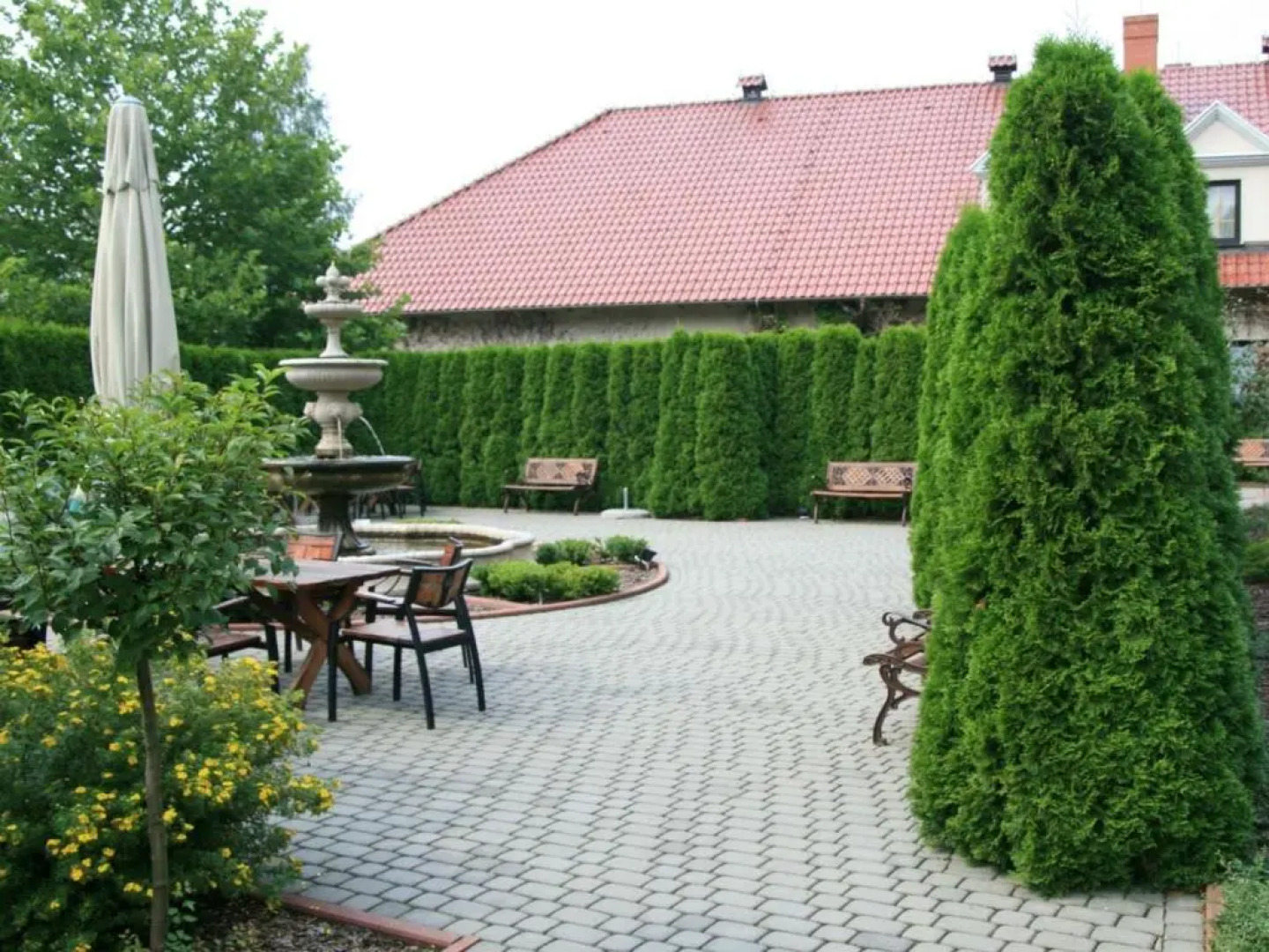 Hubertus Aparthotel & Restaurant & Horse Club