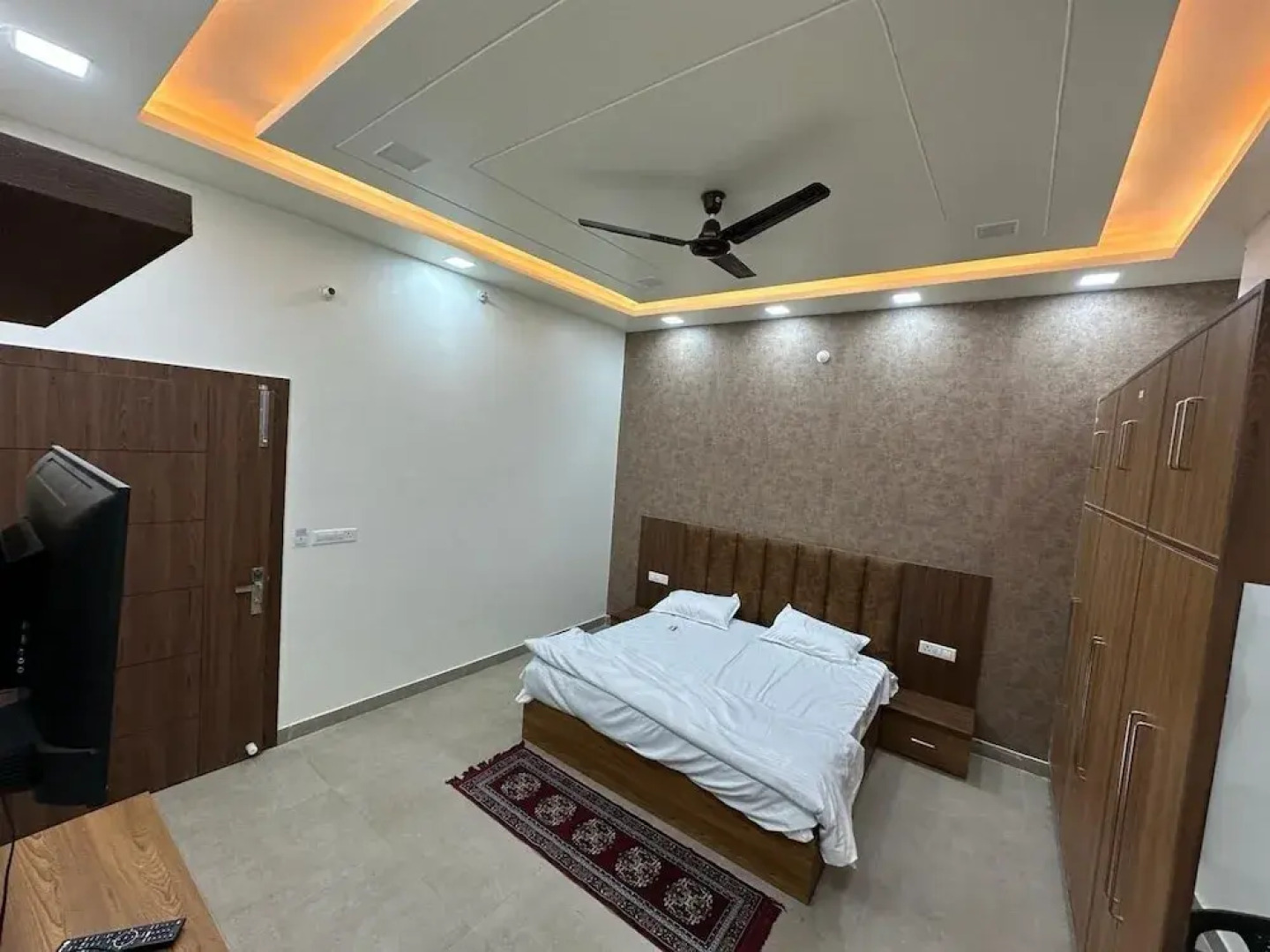 Hotel The Divine Cloud By- IHCS Group