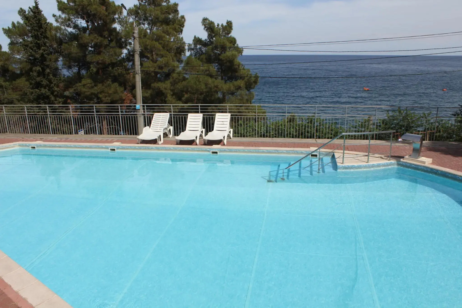 Ласковый берег