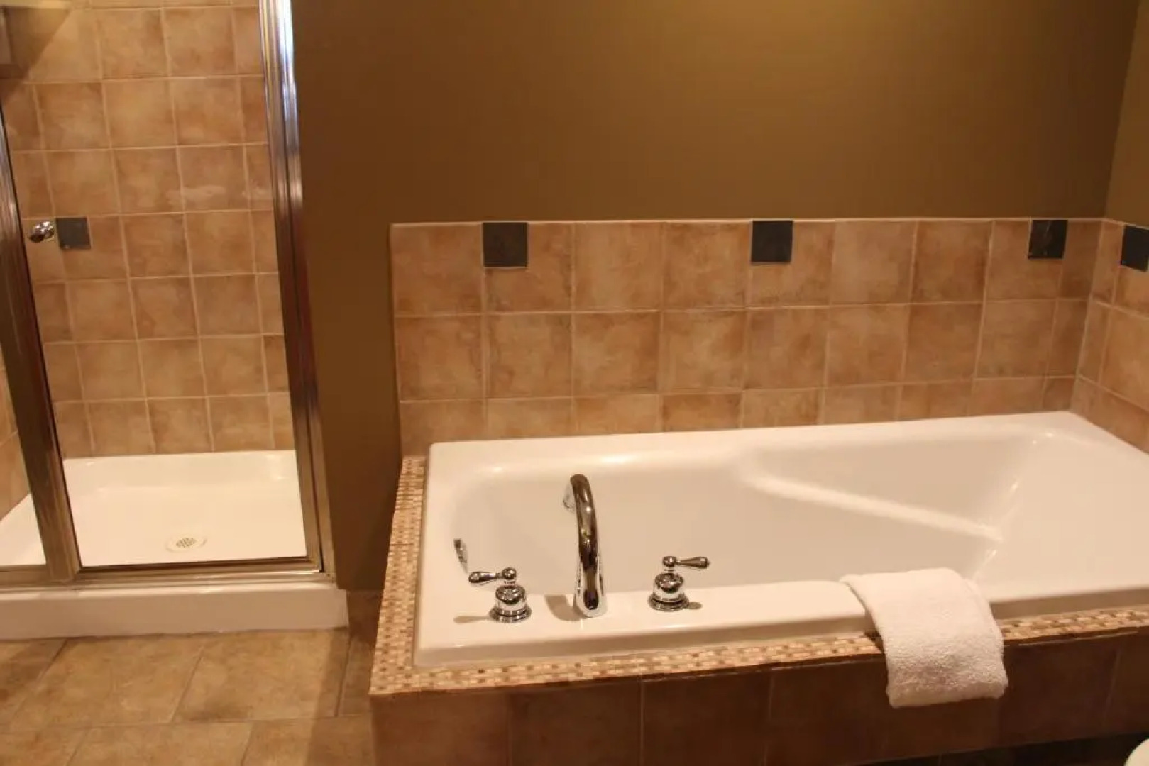 Timberline Lodges by Fernie Lodging Company