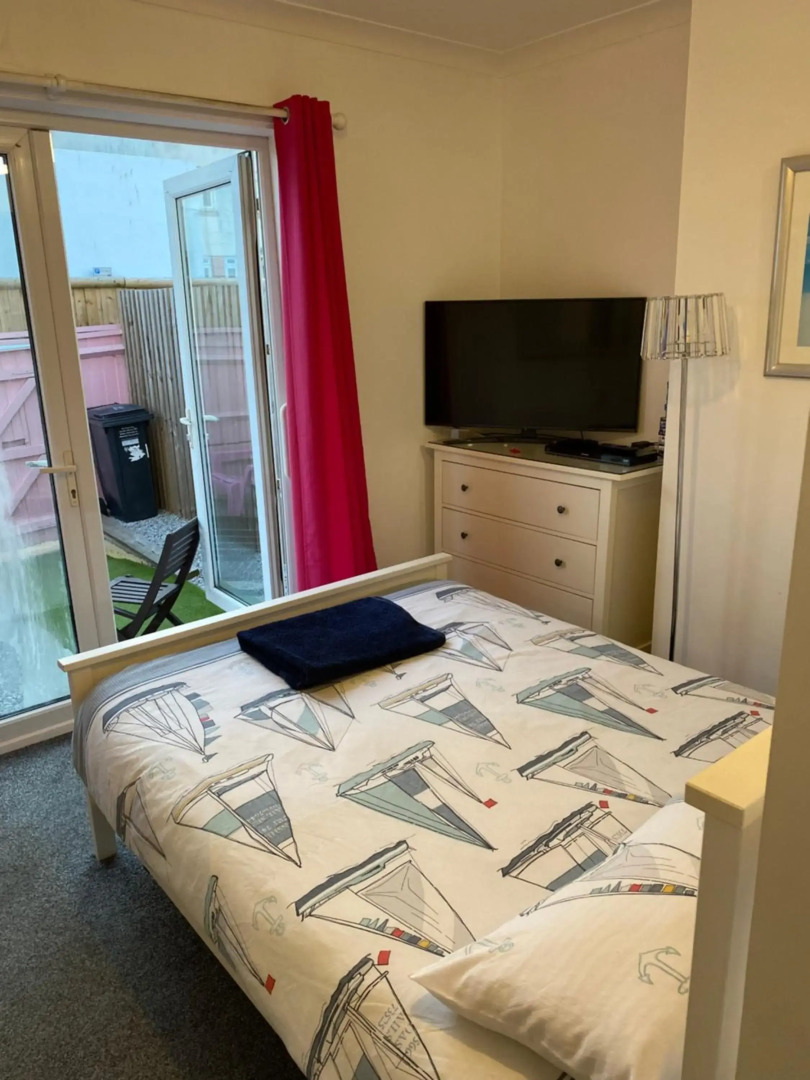 Singer House Guest House