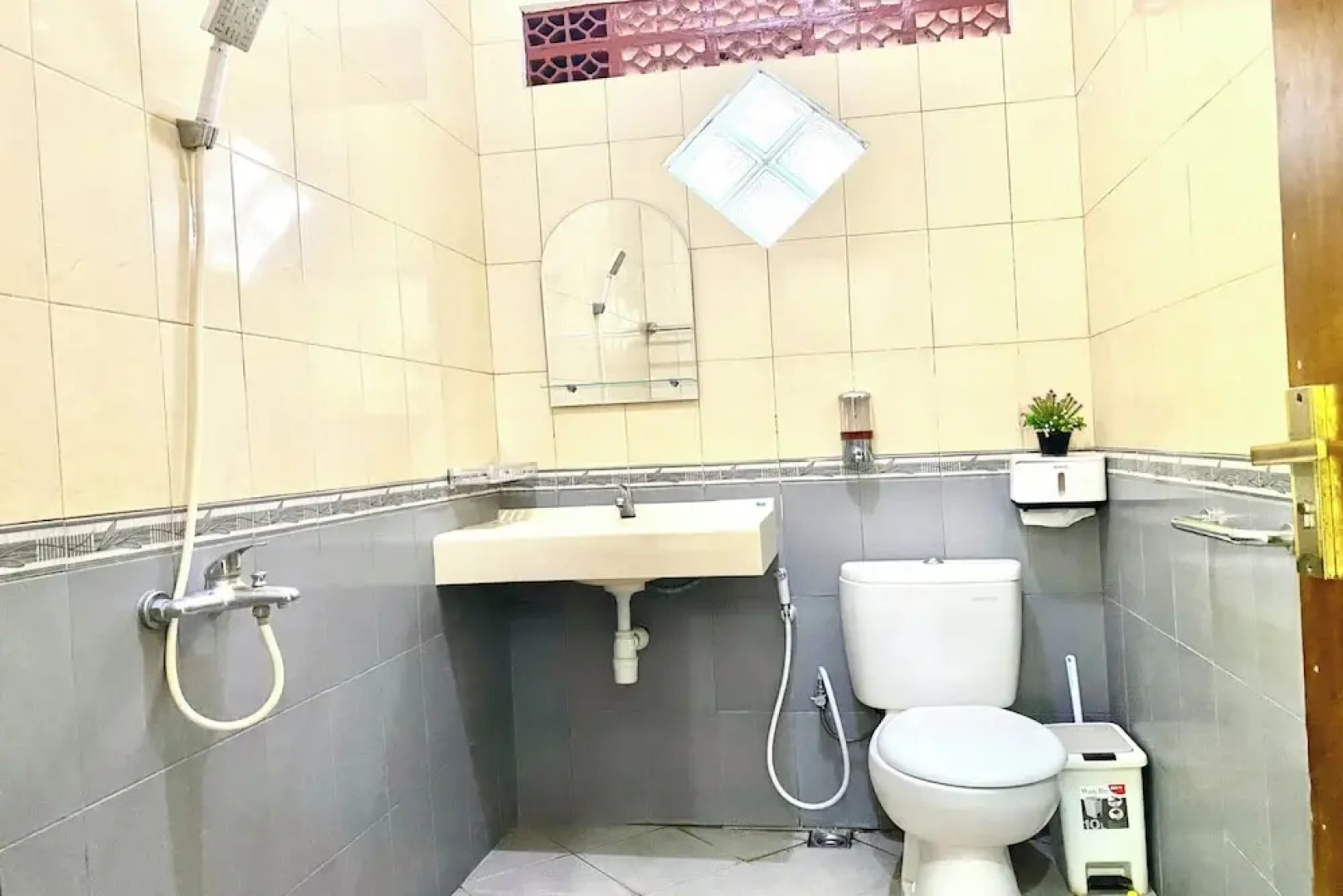 Collection O 93942 Griya Singgah Berkah Syariah