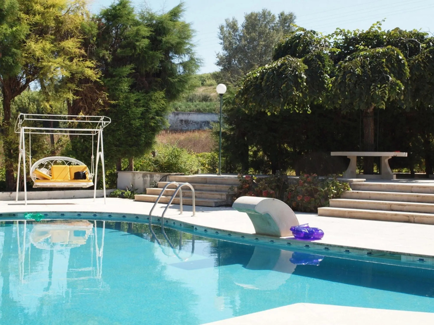 Sprawling Villa Near Alenquer