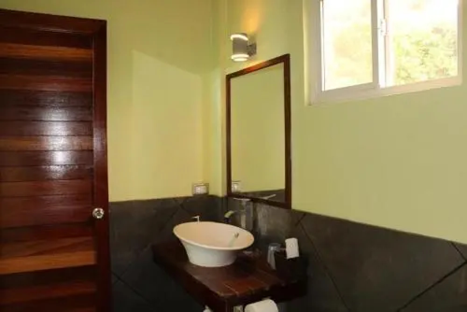 Kayu Hotel