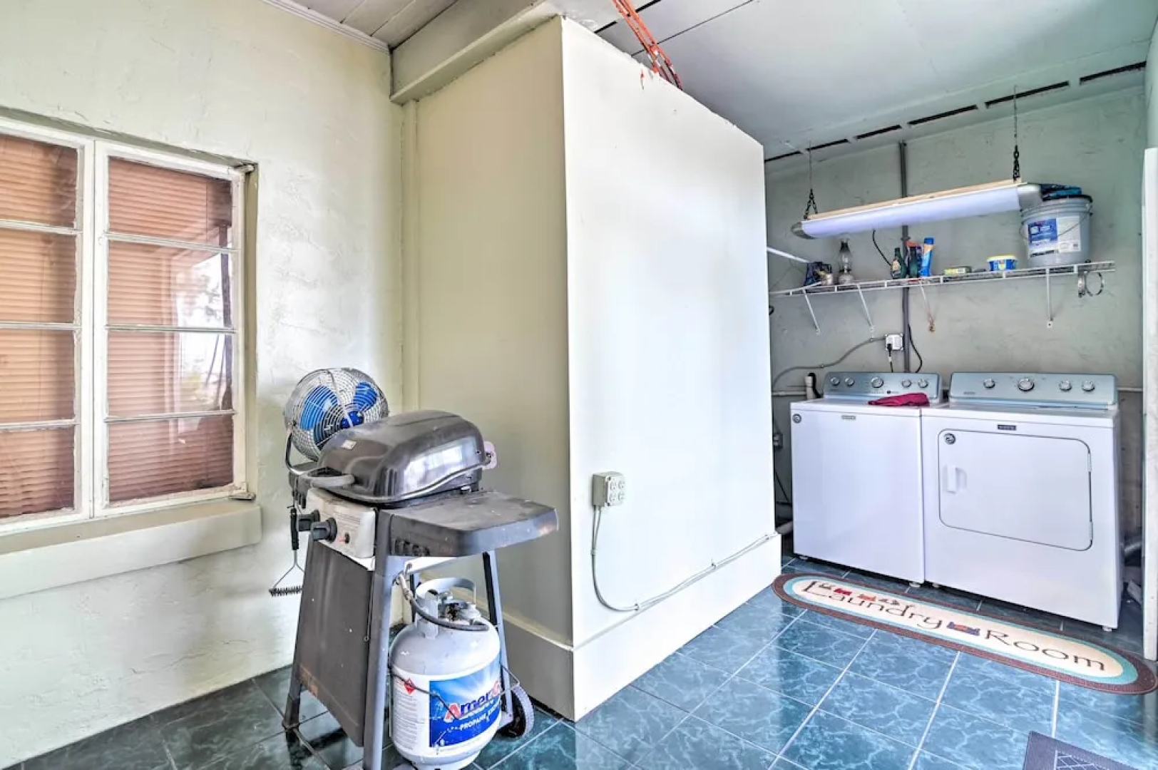Pet-friendly Auburndale House w/ Lake Views!