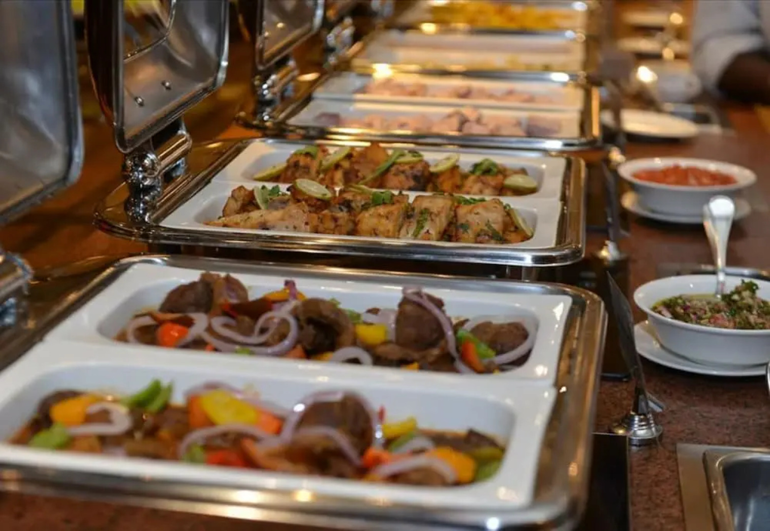 Mountain Breeze Hotel