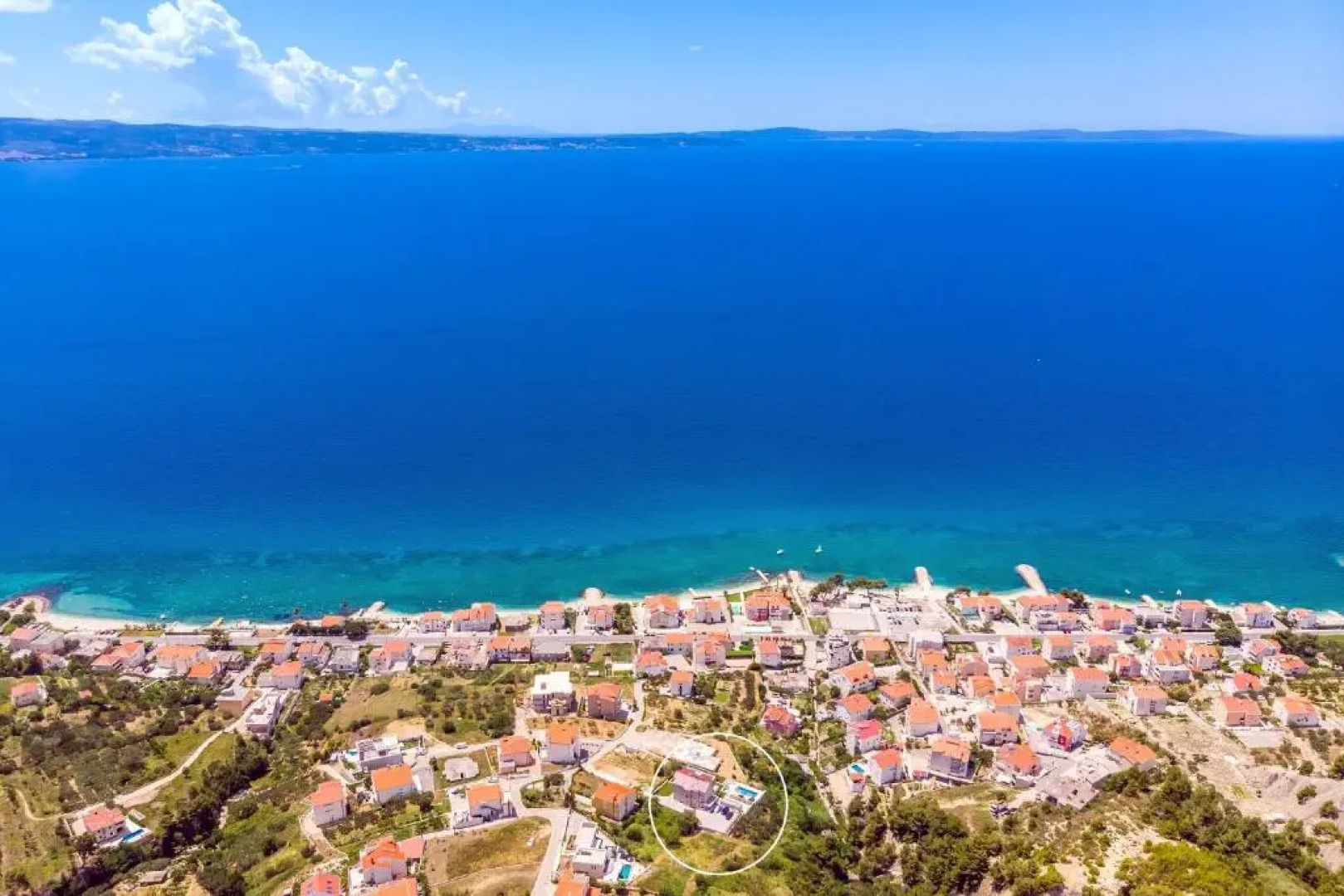 Villa Diva with 7 bedrooms, heated pool, sauna and fun zone, sea views