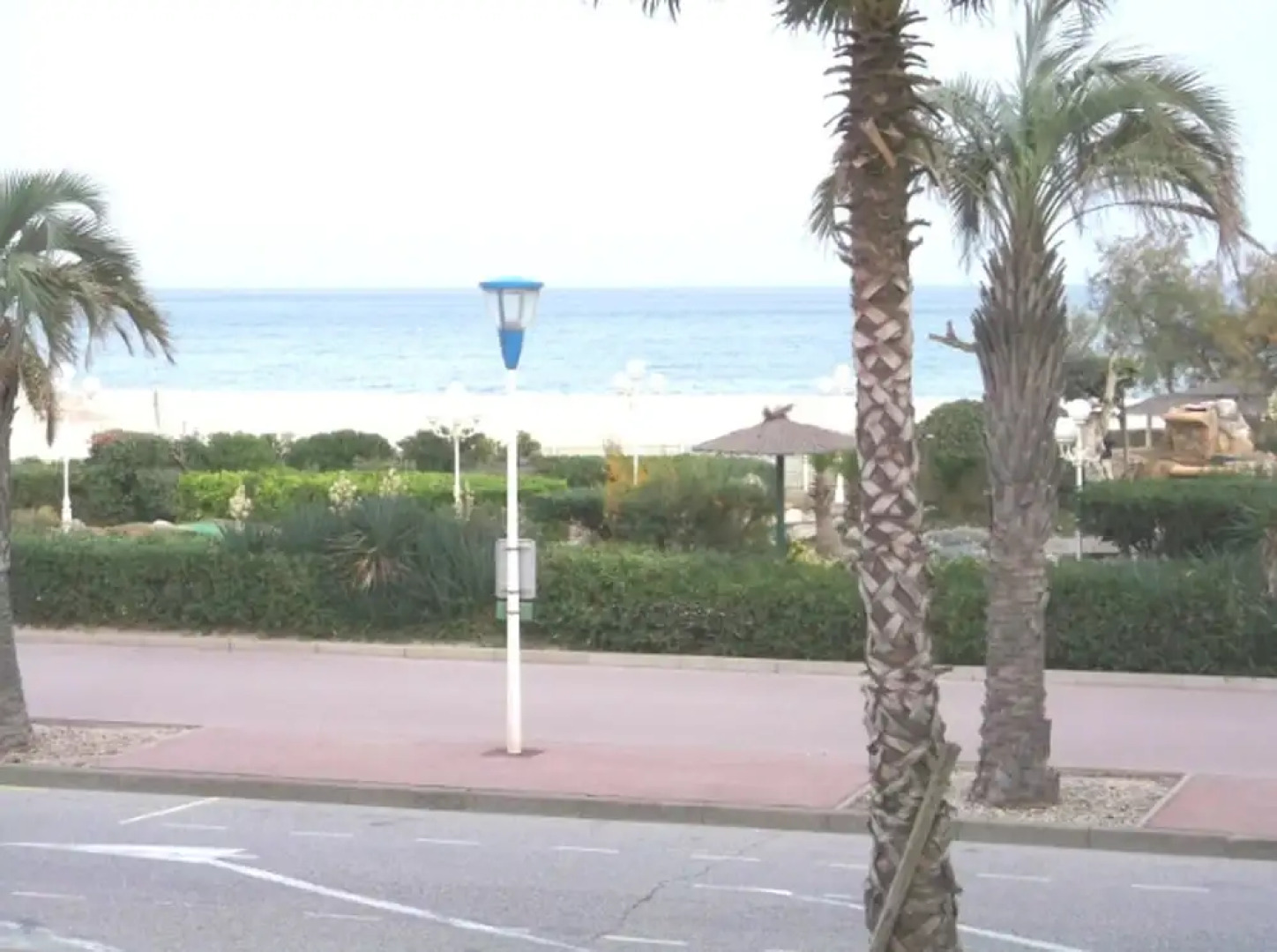 Studio in Canet-en-roussilon, With Wonderful Mountain View and Furnish