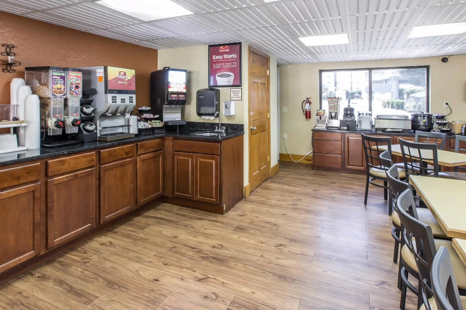 Econo Lodge Inn & Suites Gatlinburg at the Convention Center