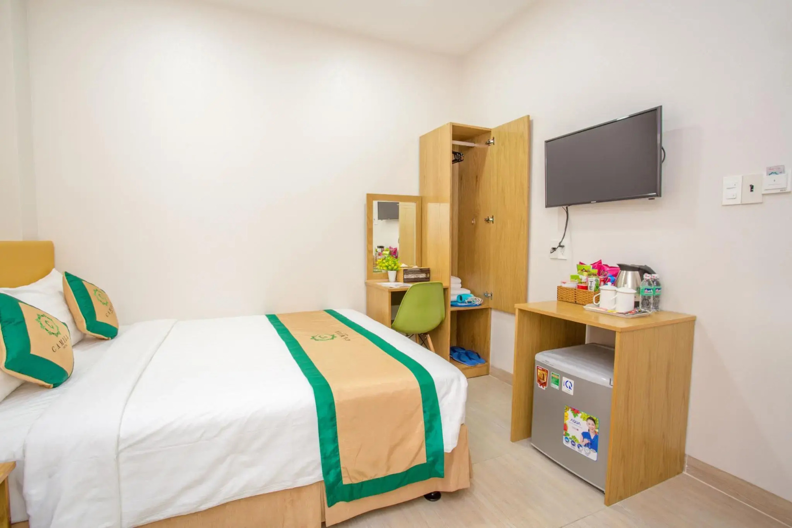 Camila Airport Hotel