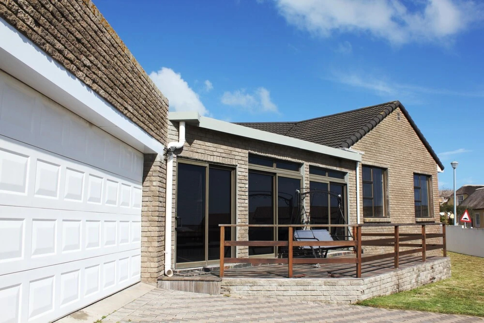 8 Vila Self Catering