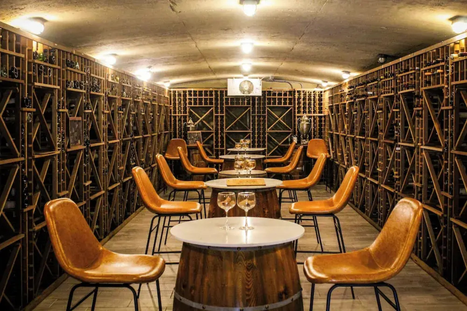 Chateau Merrimack Resort & Spa