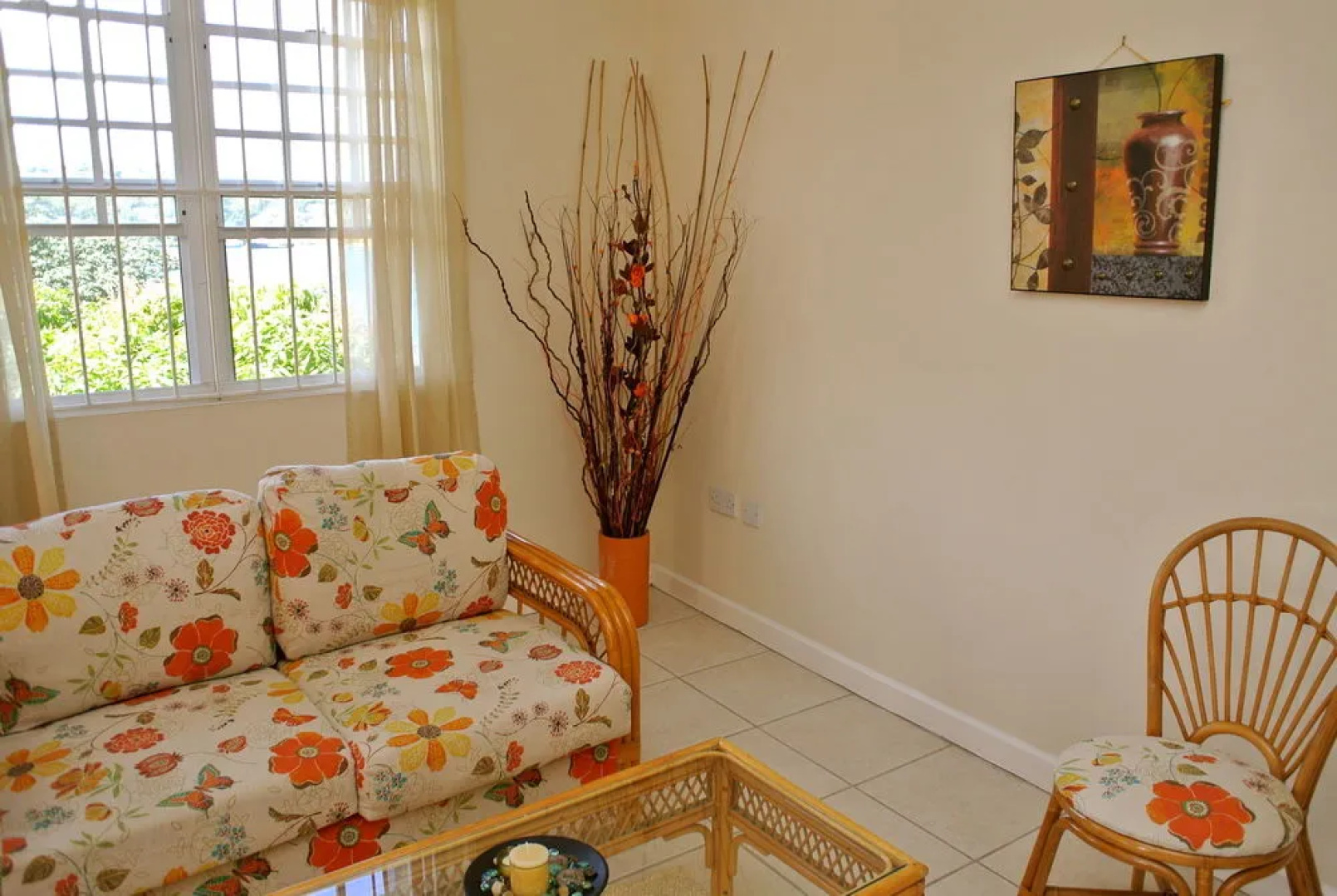 Poinsettia Villa Apartments