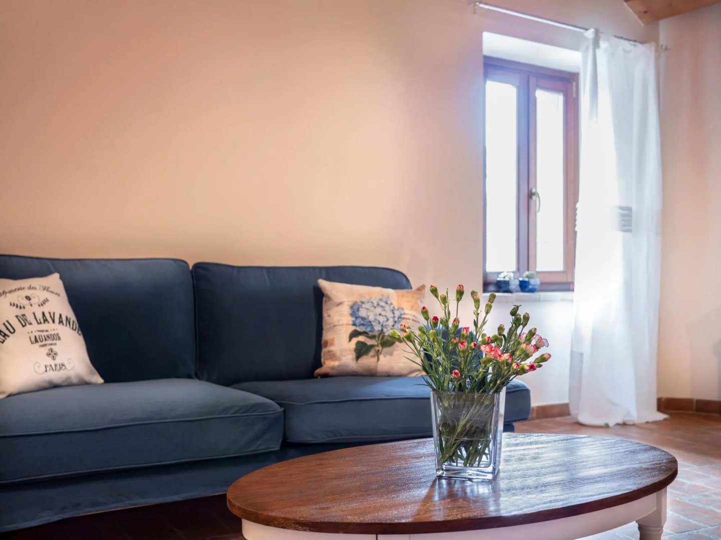 Heritage Holiday Home in Mombaroccio with Garden