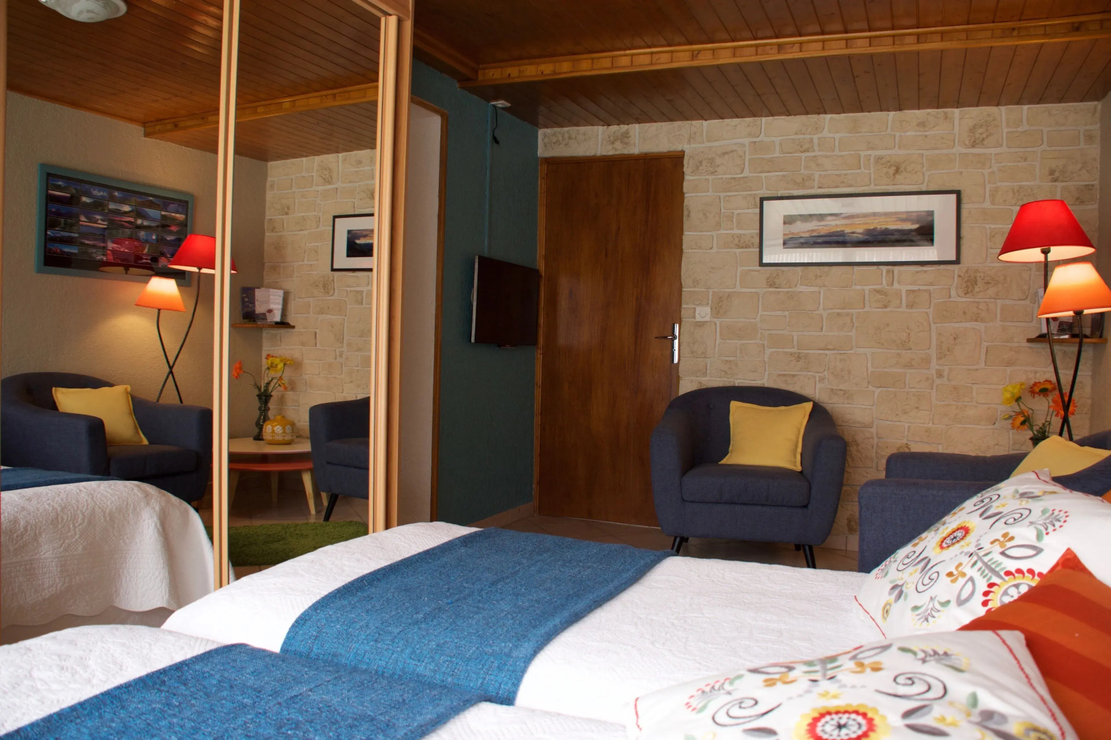 "La Coustille" Chambres et Table d'Hôtes