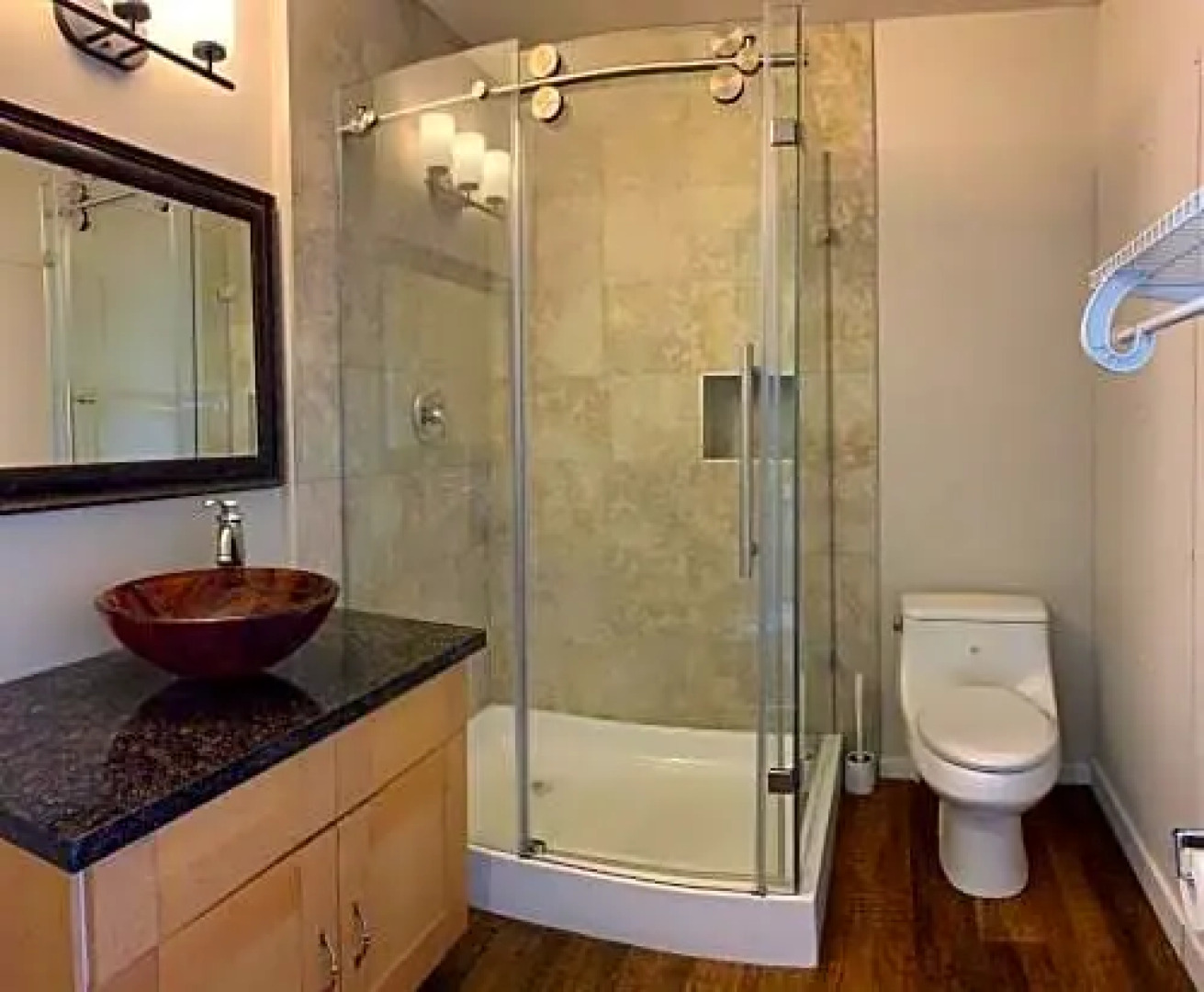 Bay Mountain Lookout Suites