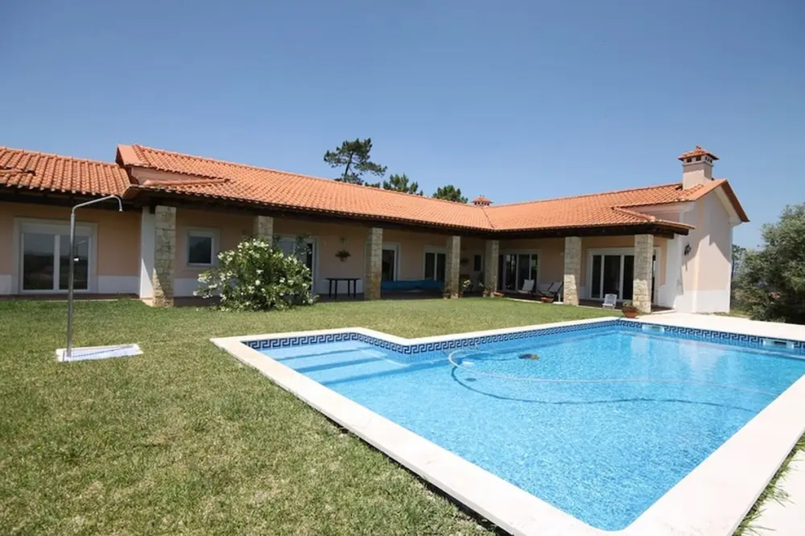 40 Villa Gomes Pedro by Tomar