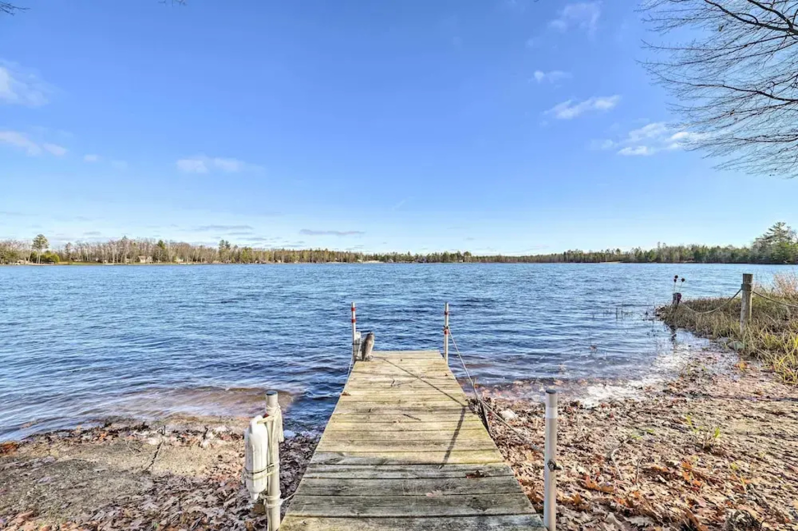 Secluded Lost Lake Cottage w/ Spacious Loft!