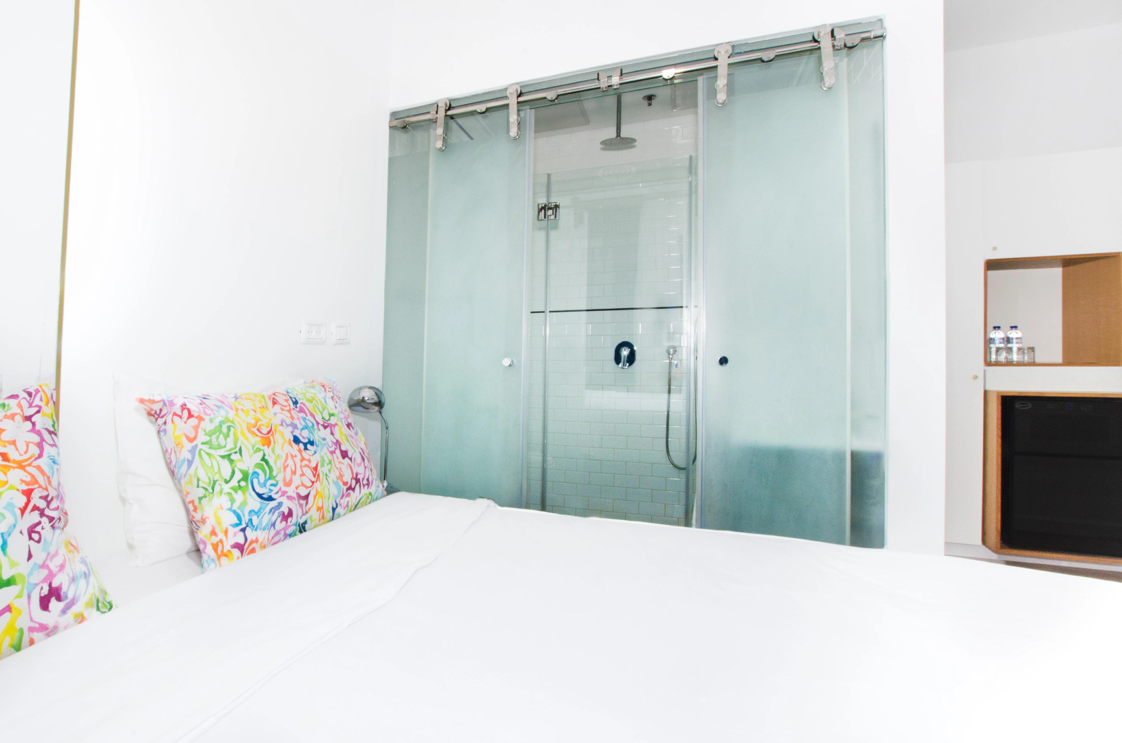 Sea Side by Zvieli Hotels