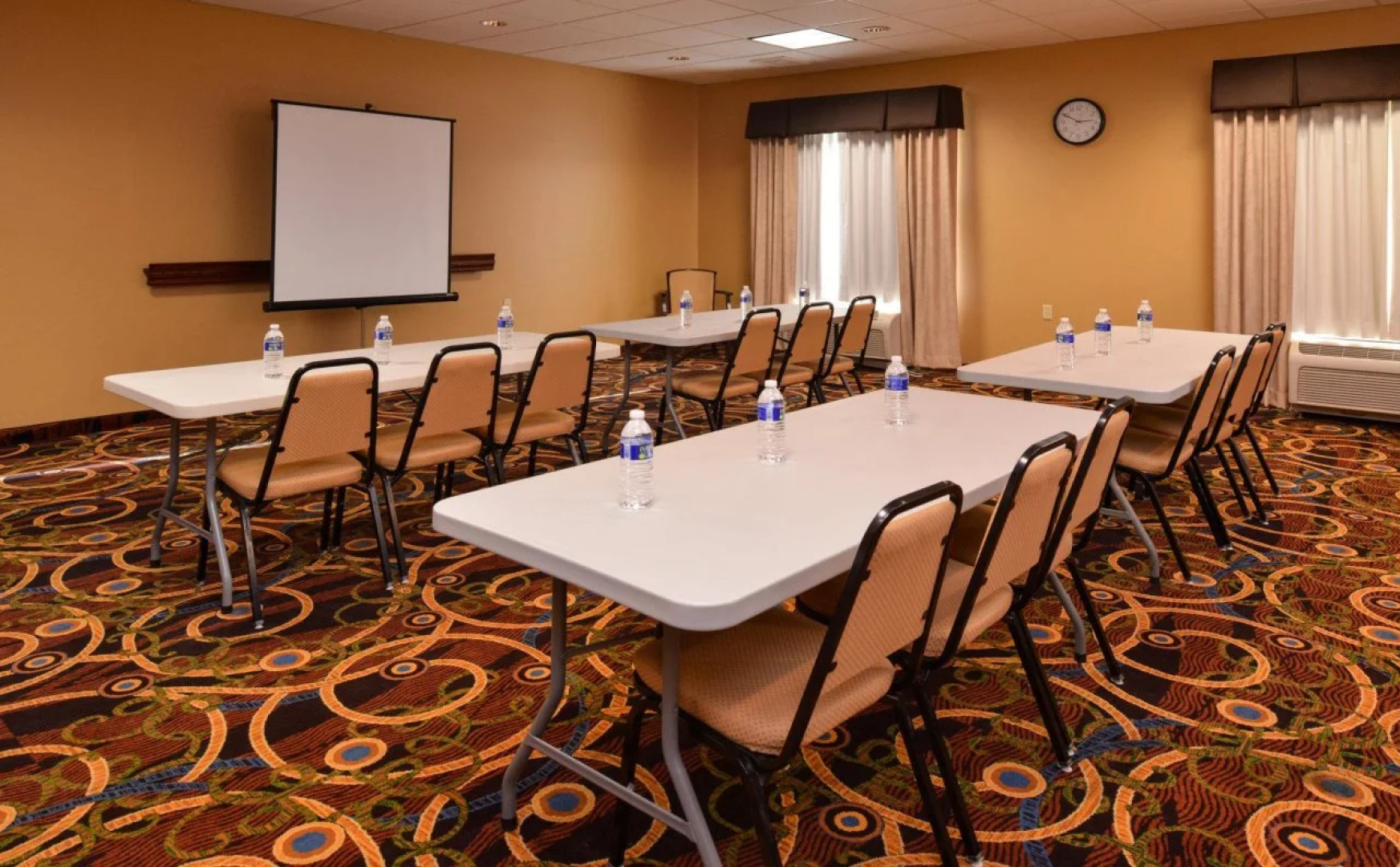Holiday Inn Express & Suites White Haven - Poconos by IHG