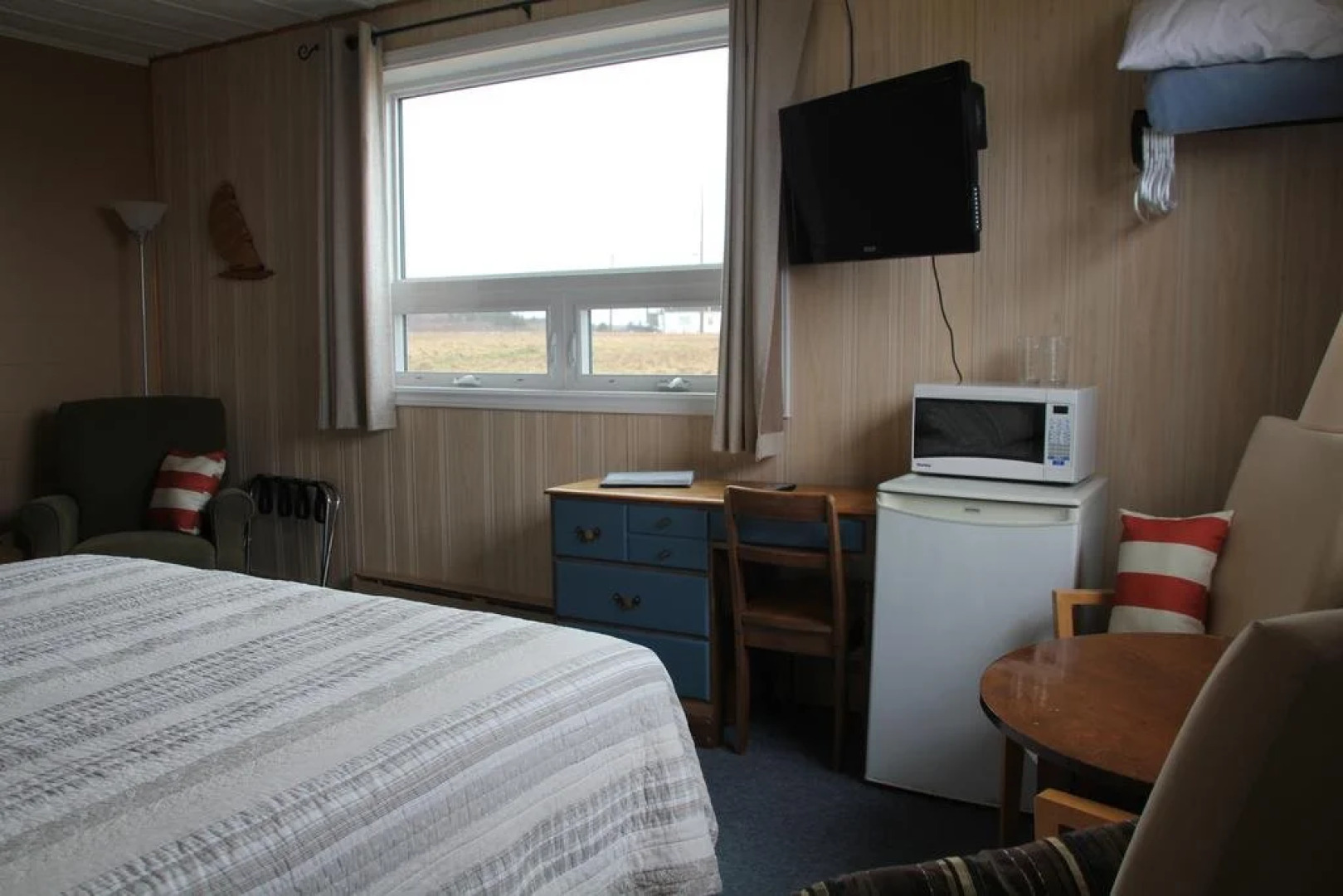 Mavillette Beach Lodge and RV Park