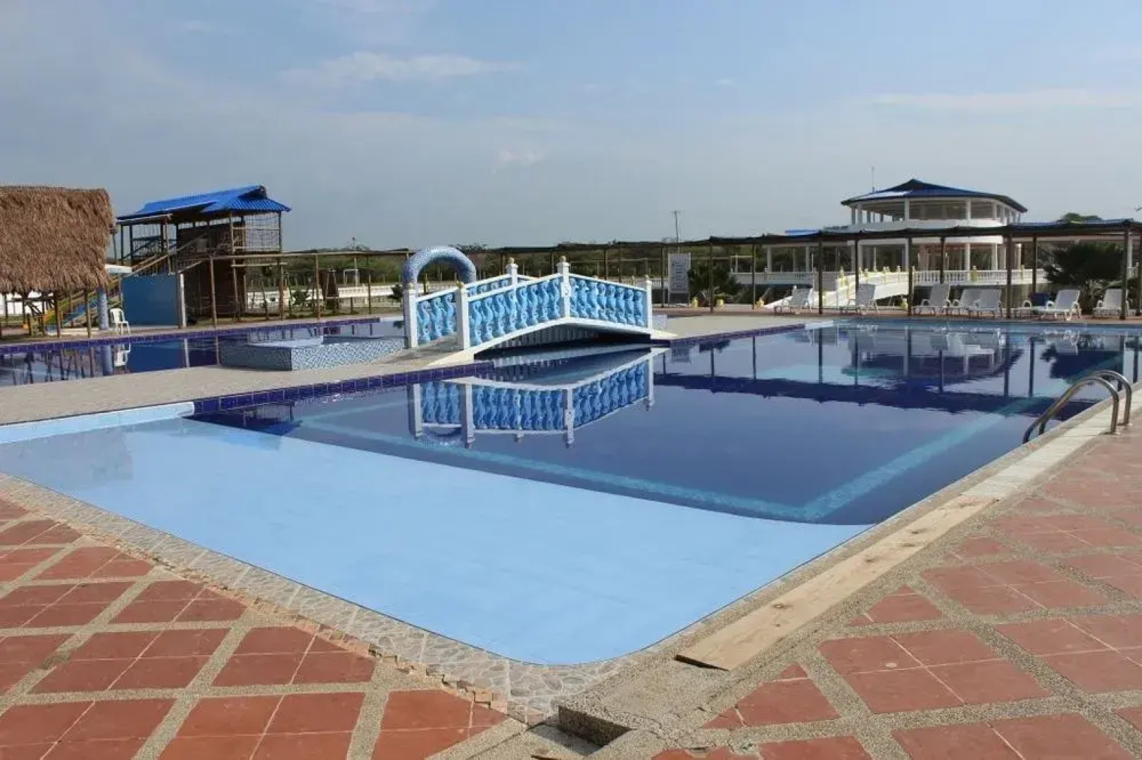 Hotel Entre Lomas