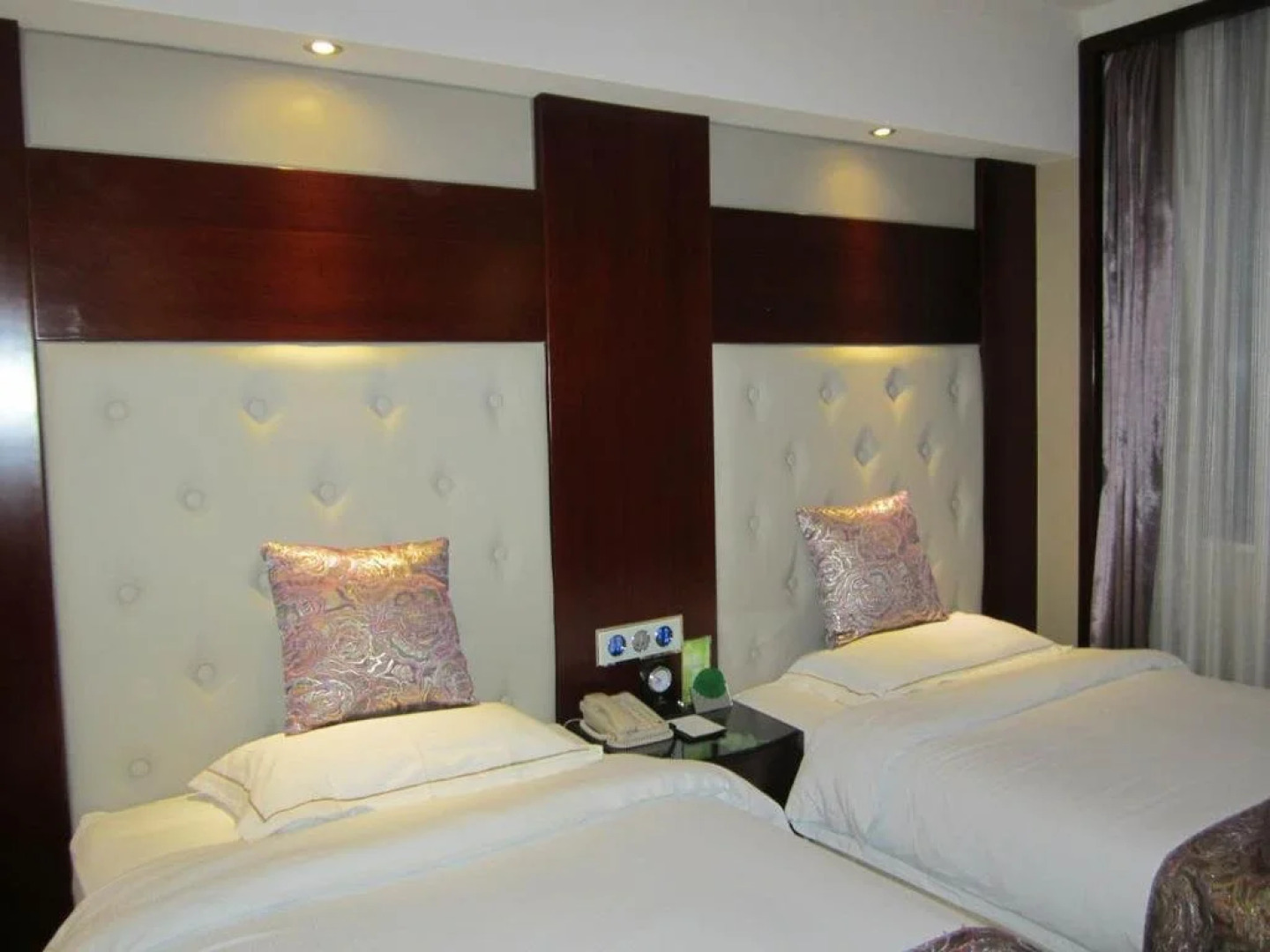 Dunhuang Star Express Hotel Zhangye Branch