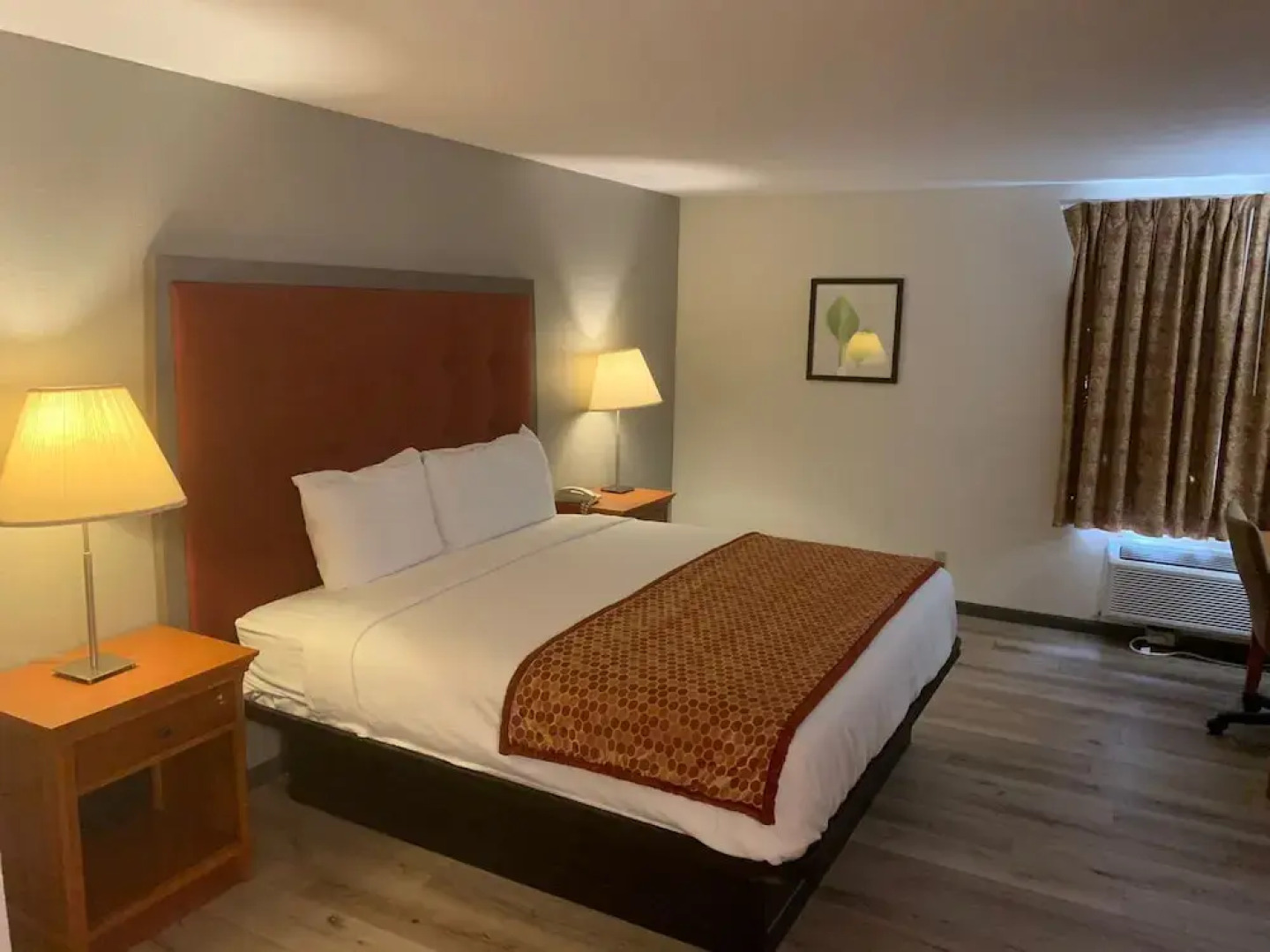 University Inn & Suites Stevens Point