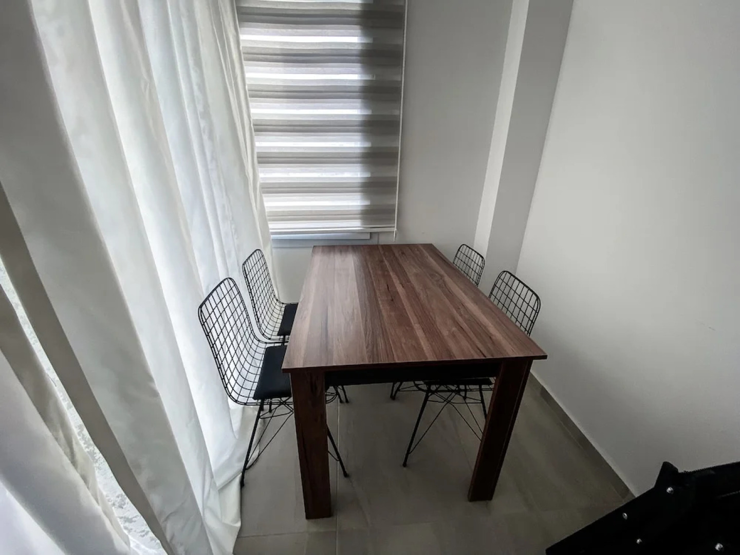 One bed Room Apartment Paradise Beach Front in Nice Residence