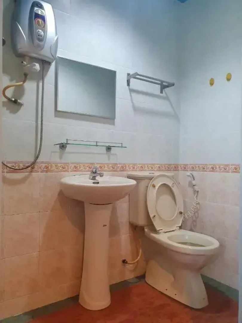 Mangrove Floating Chalet