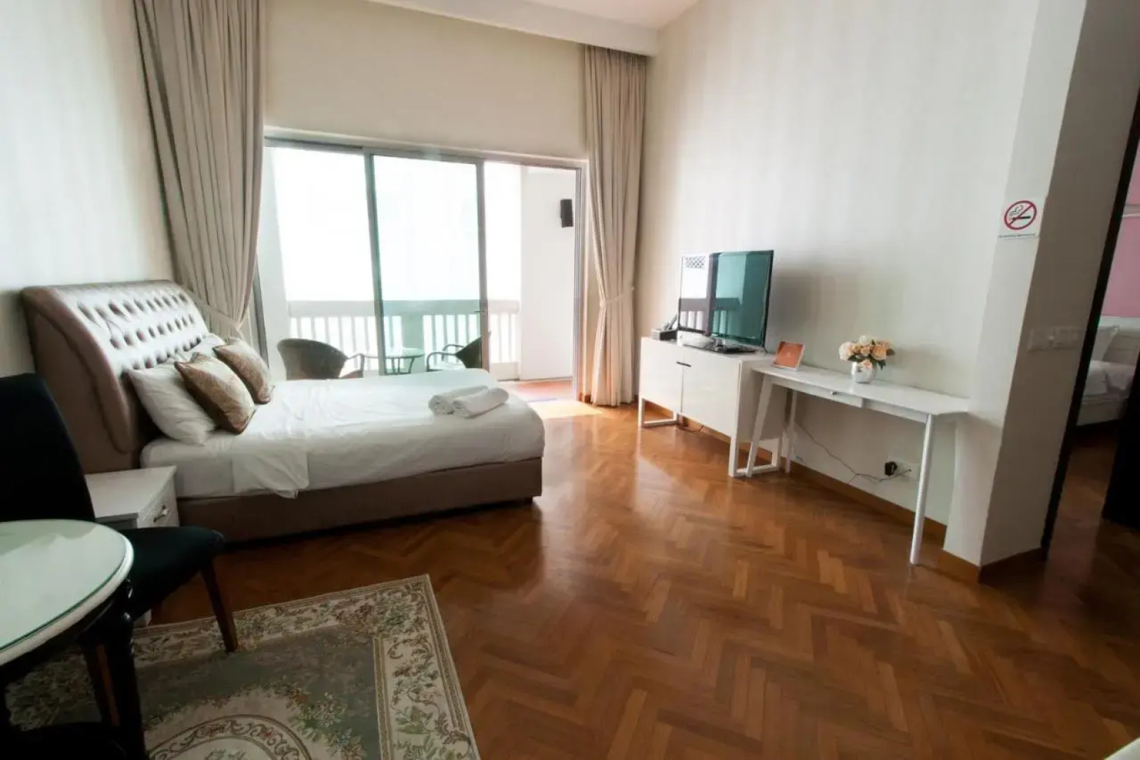 Penhome The Suite Straits Quay