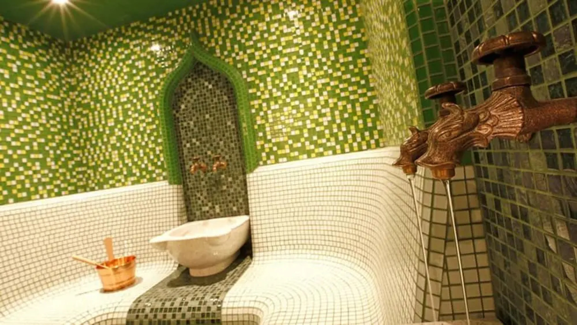 Отель Aleksandar Palace