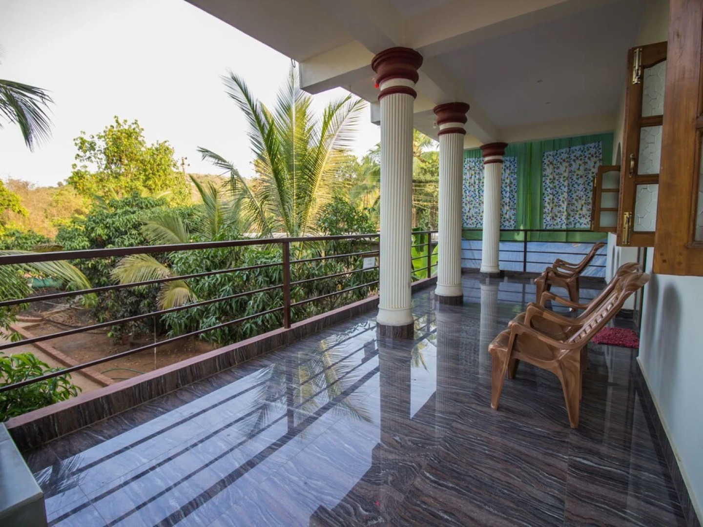 OYO 12829 Home Graceful 2BHK Ashwem