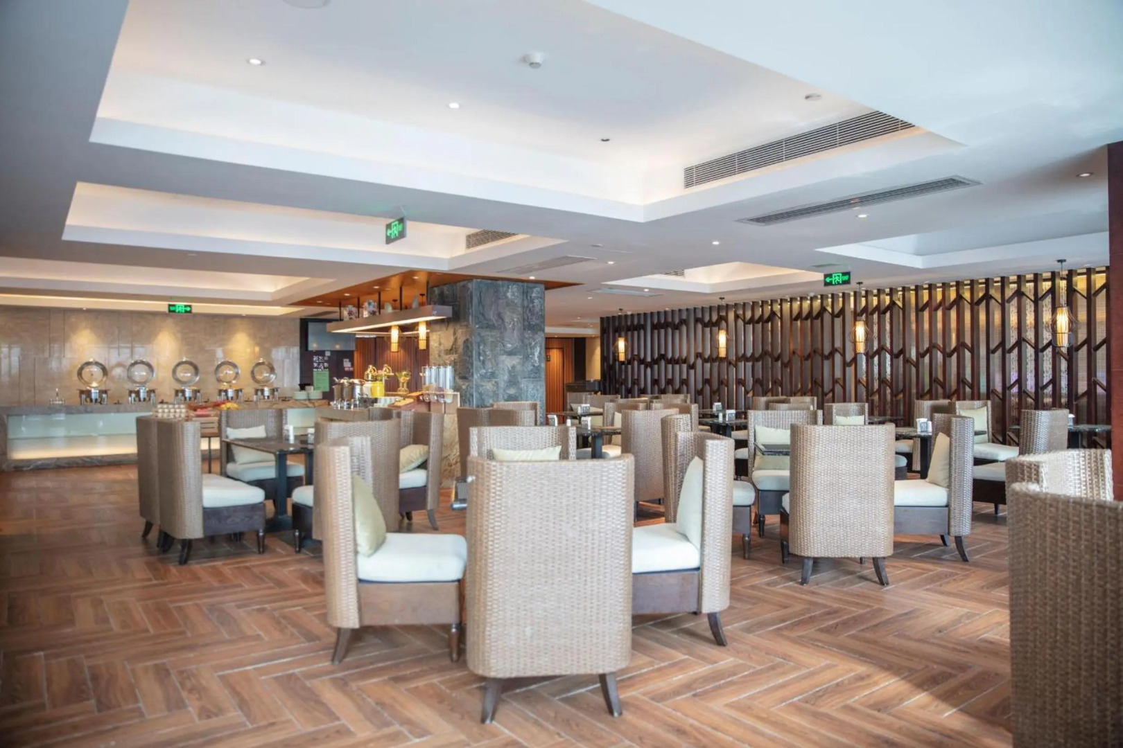 Relax Season Hotel Dongmen