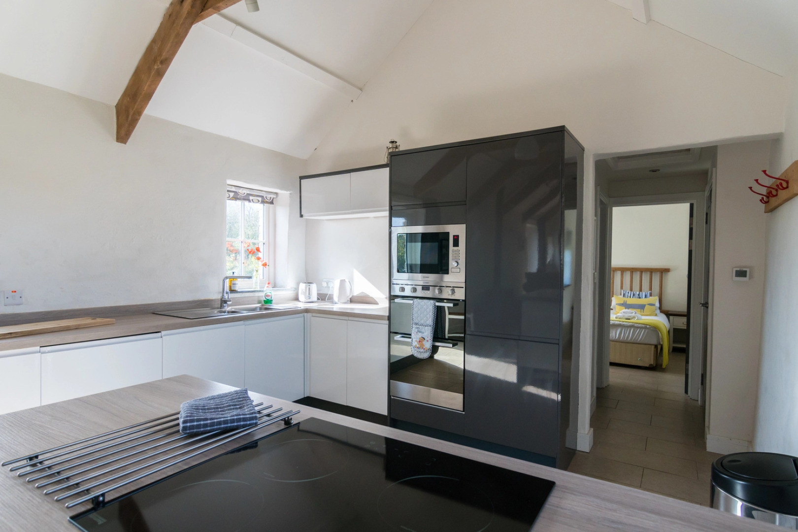 The Dairy - Luxury Cottage Hot Tub and Summer House Countryside Views Pet Friendly